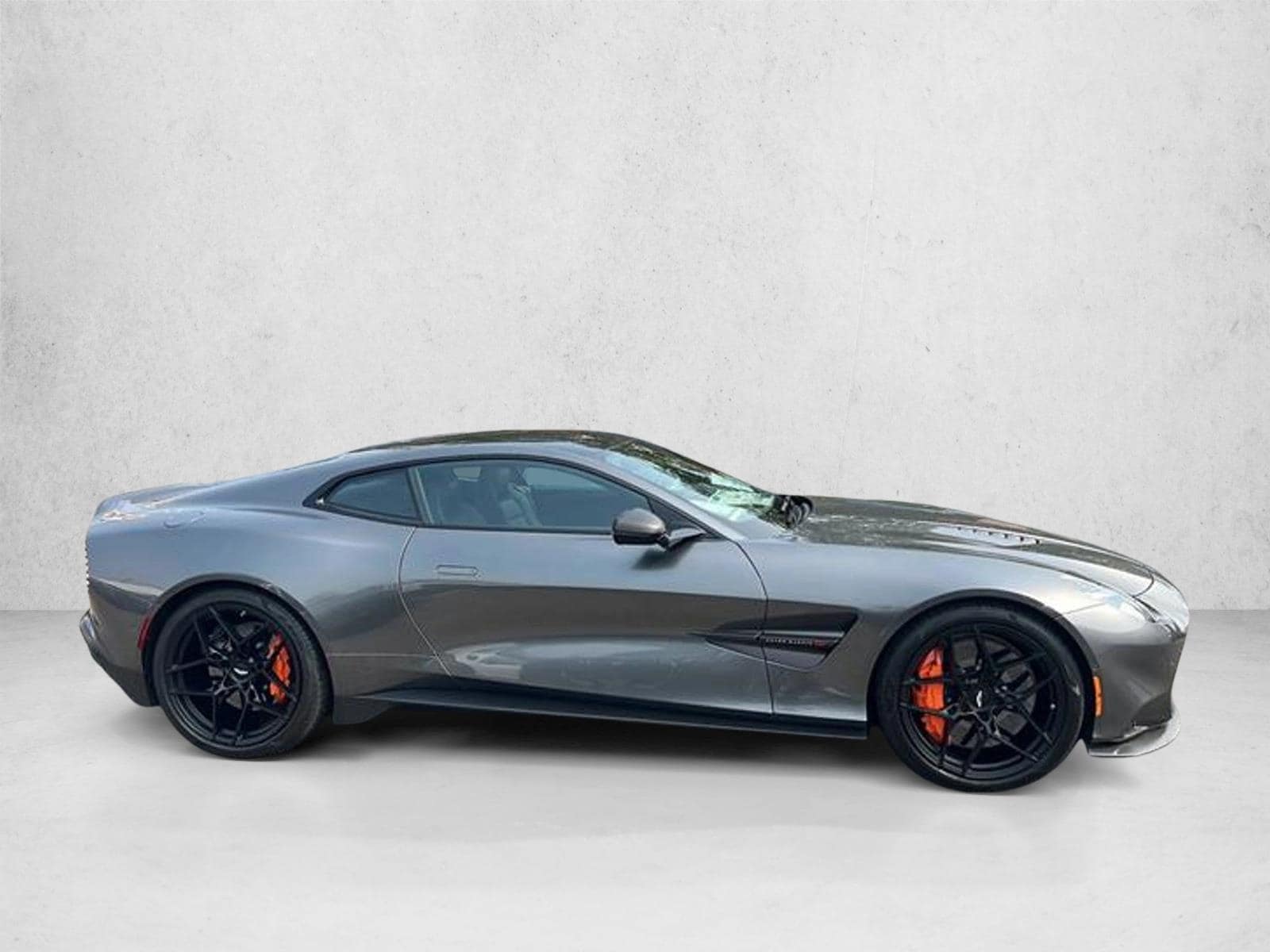 2025 Aston Martin Vanquish Base - Photo 8