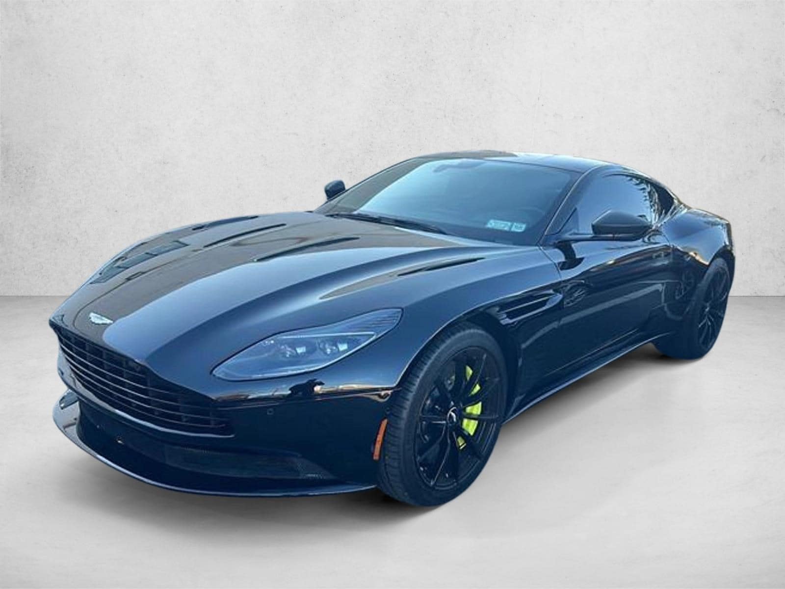 2019 Aston Martin DB11 AMR's photo