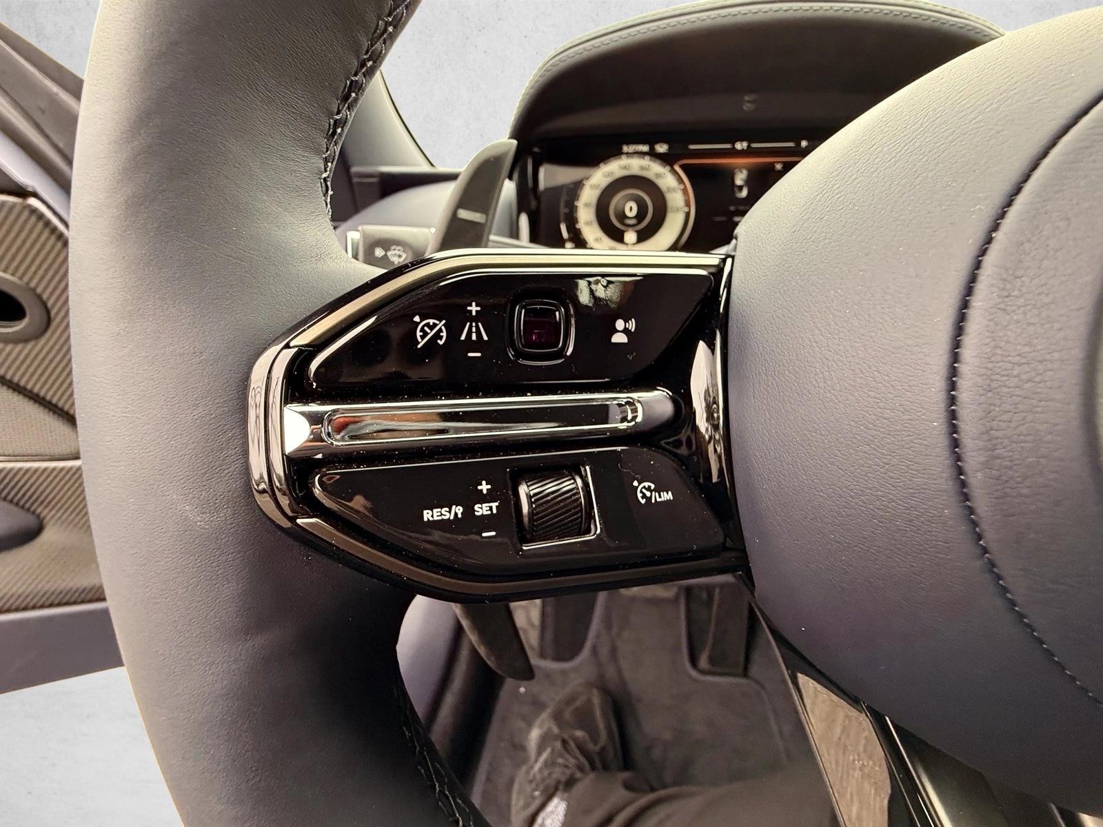 2026 Aston Martin DB12 Base - Photo 16