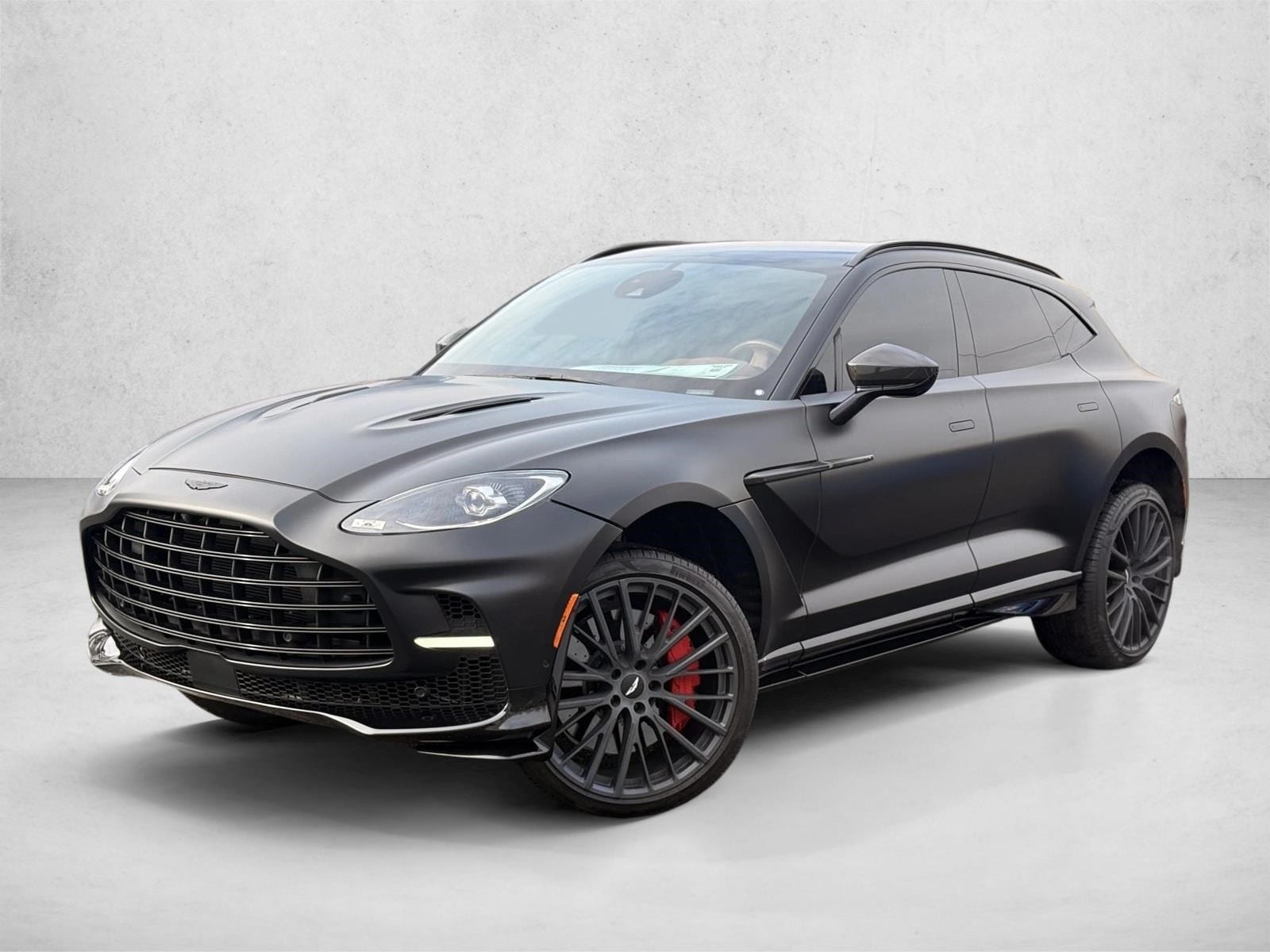 2023 Aston Martin DBX 707's photo