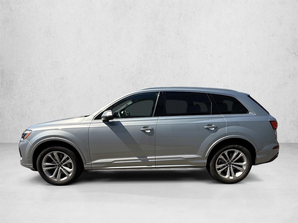 Used 2025 Audi Q7 55 Premium SUV
