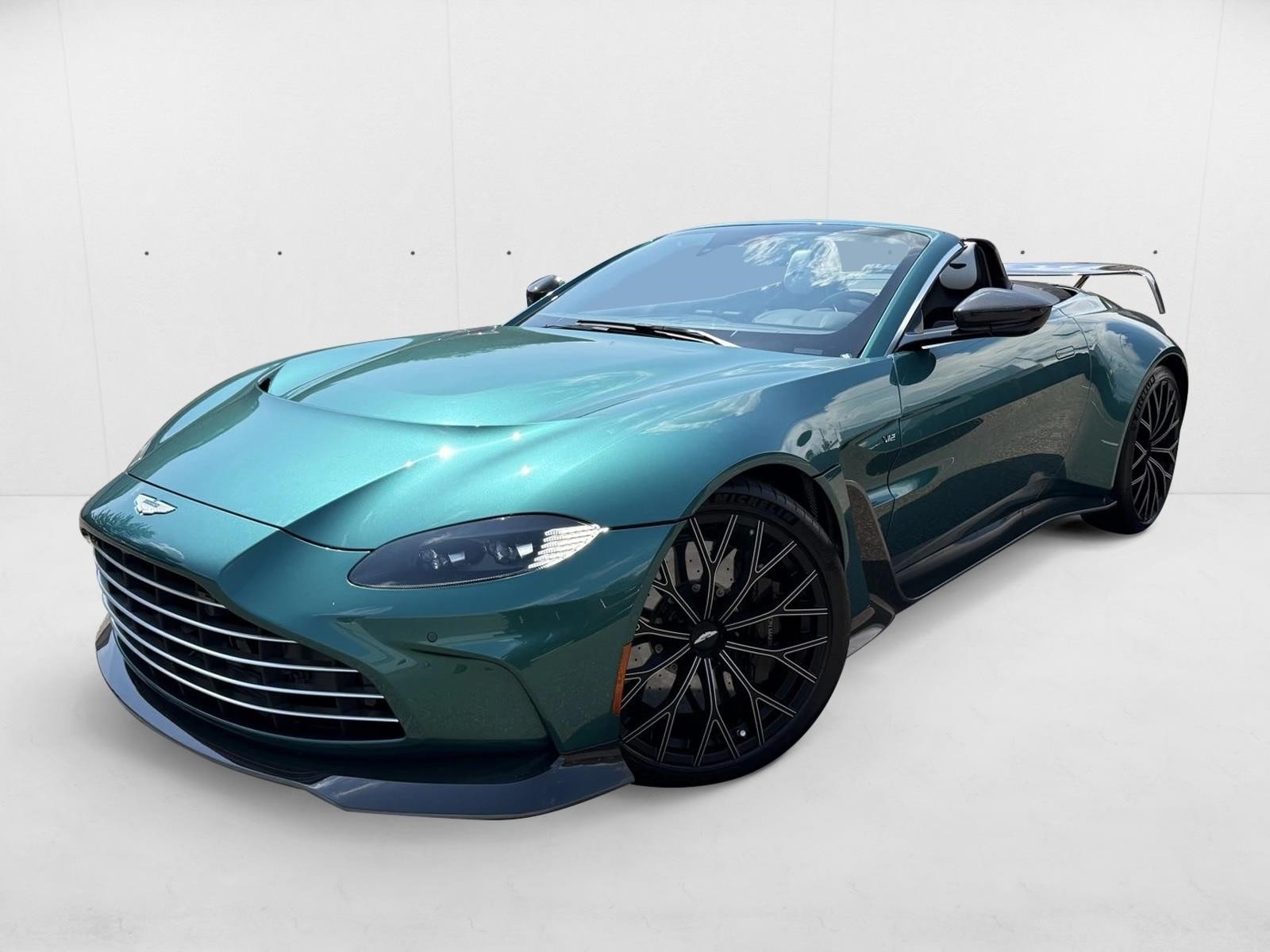 2023 Aston Martin Vantage