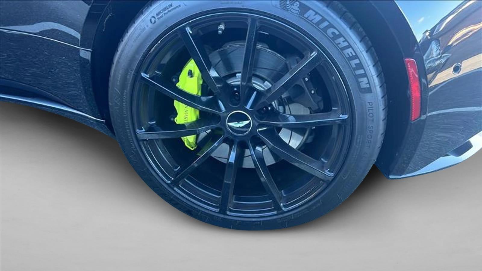 2019 Aston Martin DB11 AMR photo 4