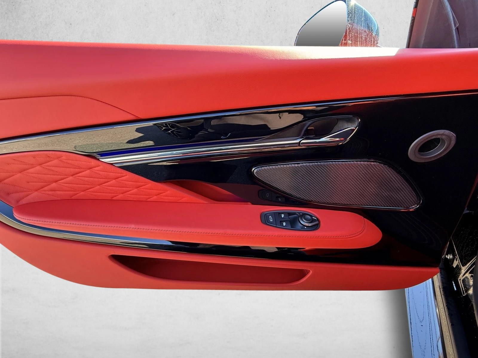 2026 Aston Martin DB12 Base - Photo 20