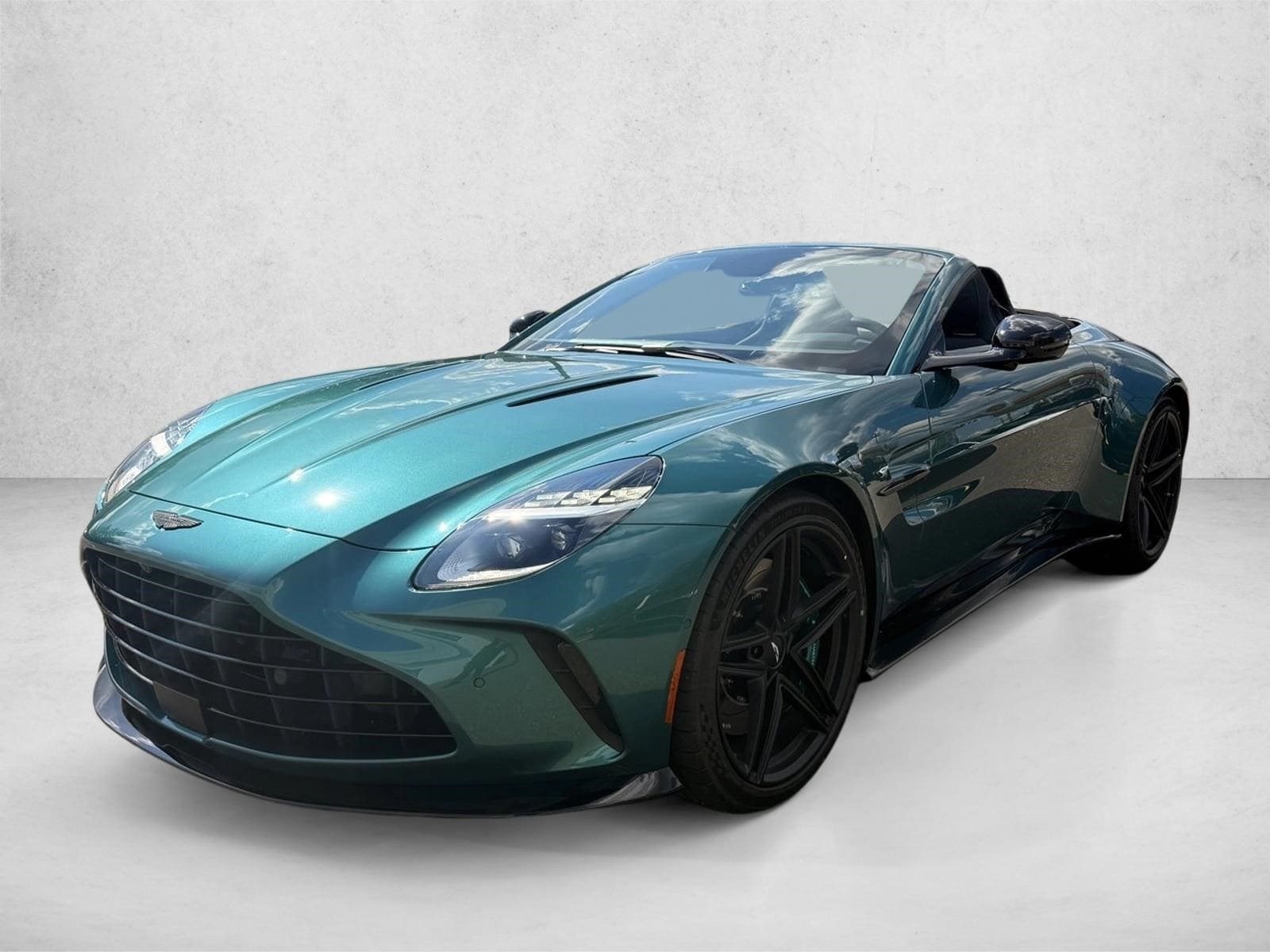 2026 Aston Martin Vantage Base