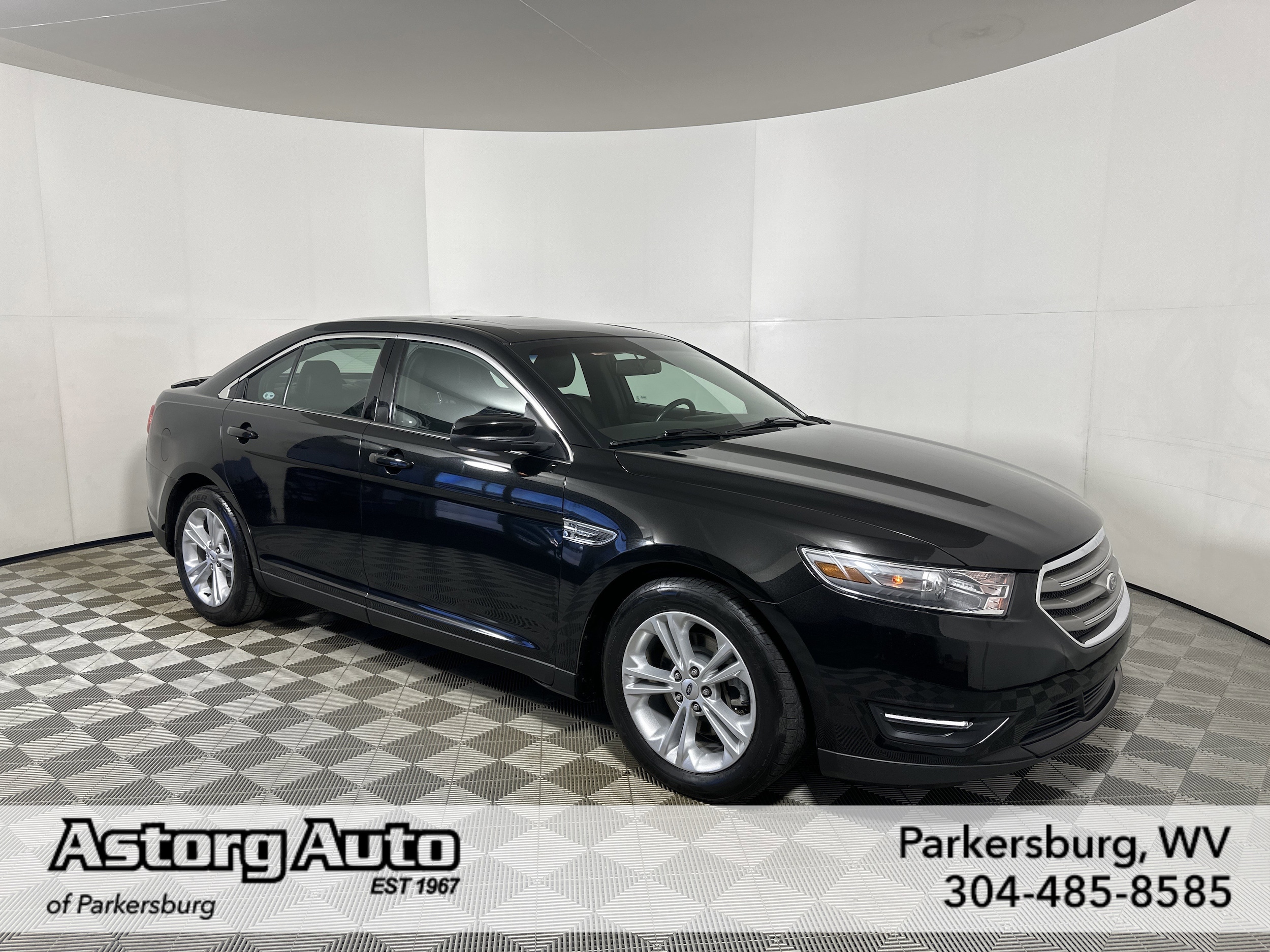 2013 Ford Taurus SEL