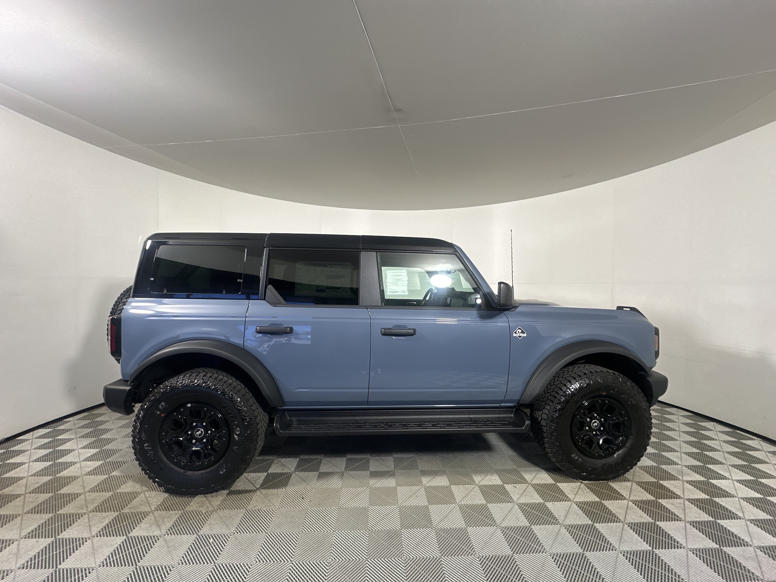 2025 Ford Bronco 4-Door Outer Banks - Photo 8