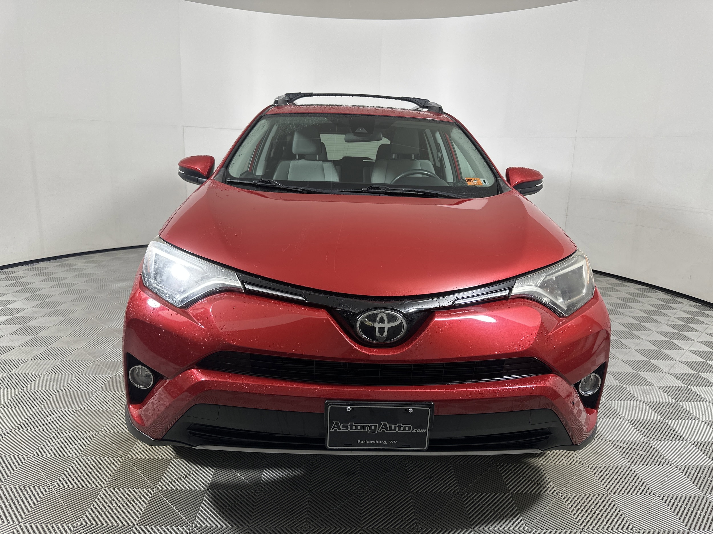 Used 2017 Toyota RAV4 XLE with VIN 2T3RFREV7HW664608 for sale in Parkersburg, WV