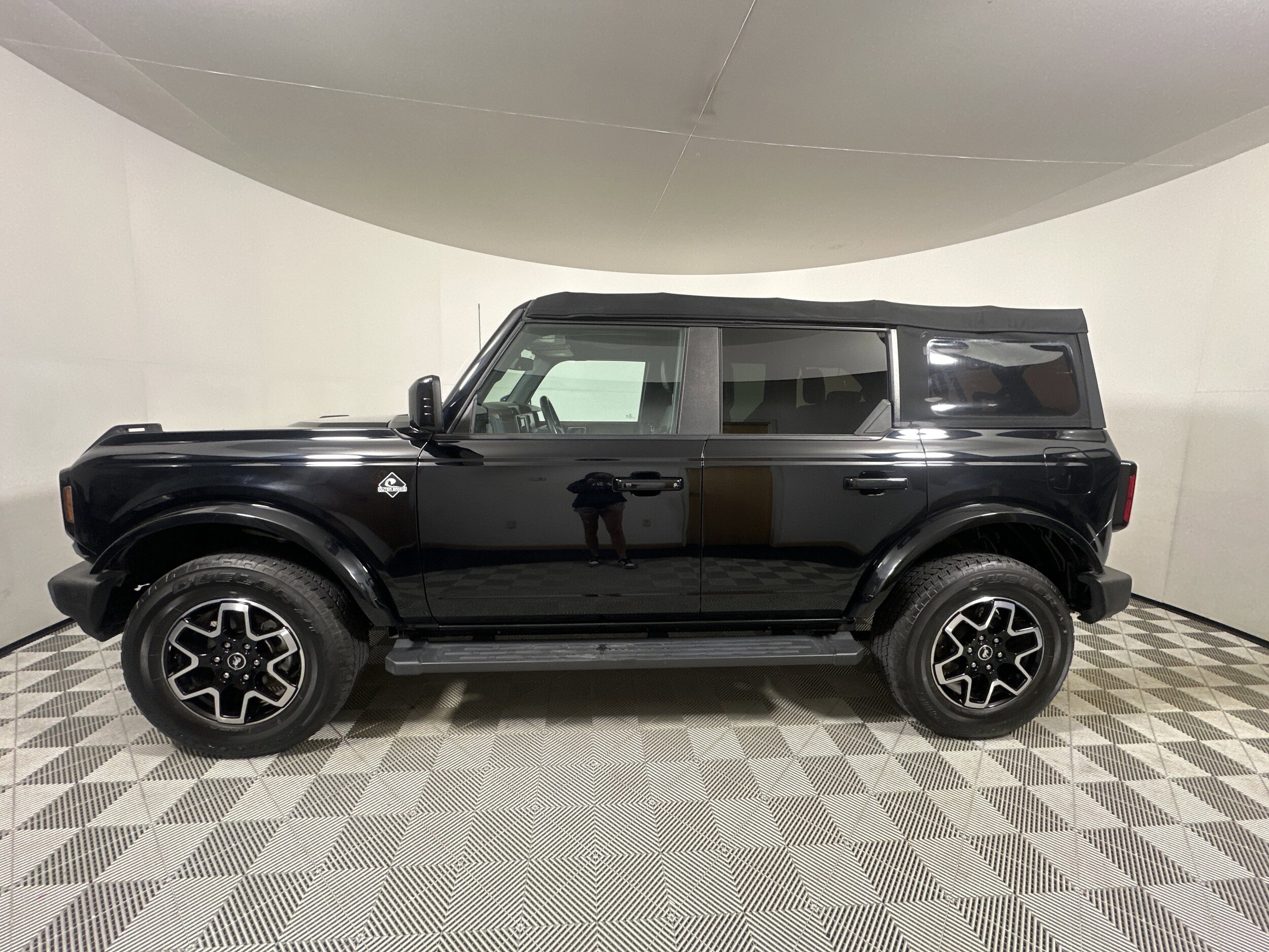 2022 Ford Bronco Outer Banks Black Diamond photo 4