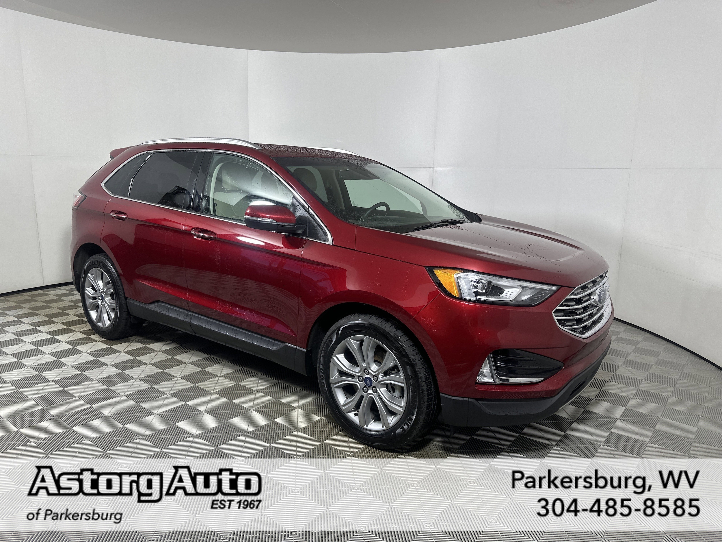 2019 Ford Edge Titanium AWD's photo