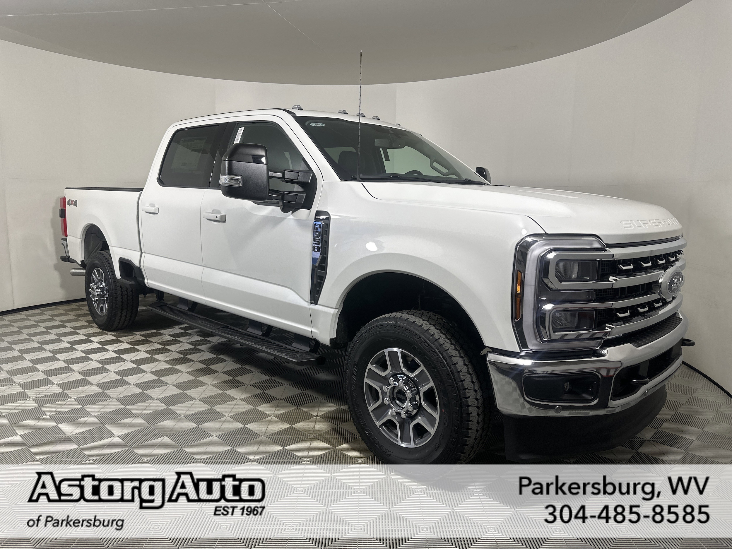 2026 Ford F-350 Super Duty Lariat's photo