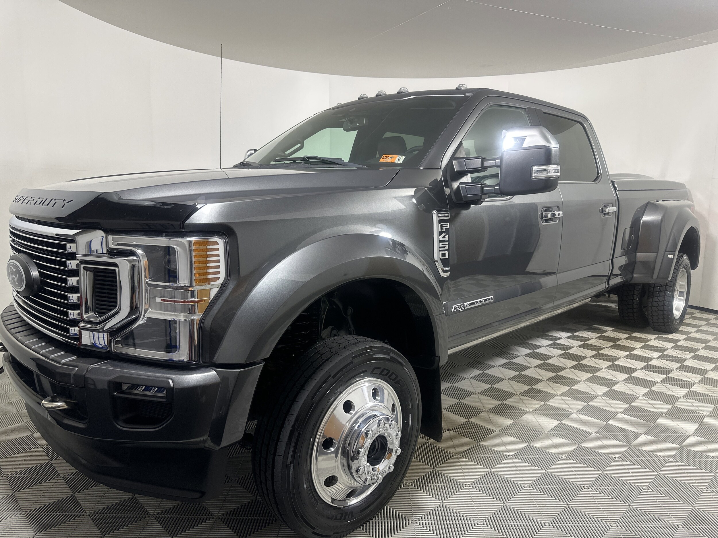 2020 Ford F-450 Platinum photo 3