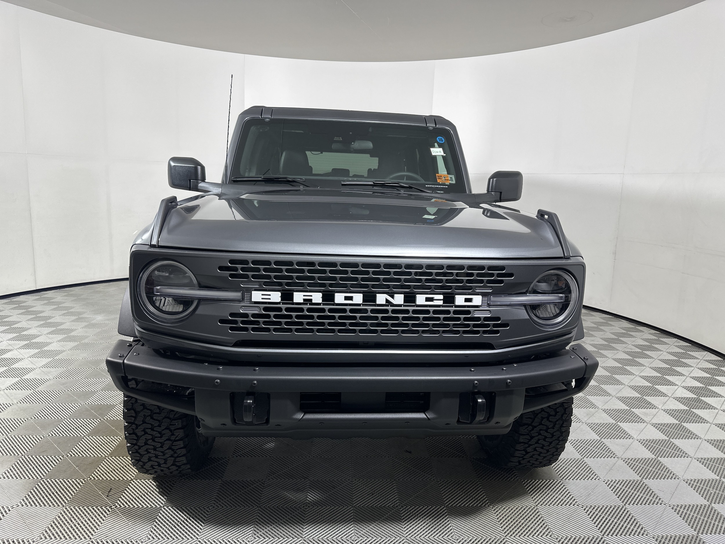 2025 Ford Bronco 4-Door Badlands - Photo 2