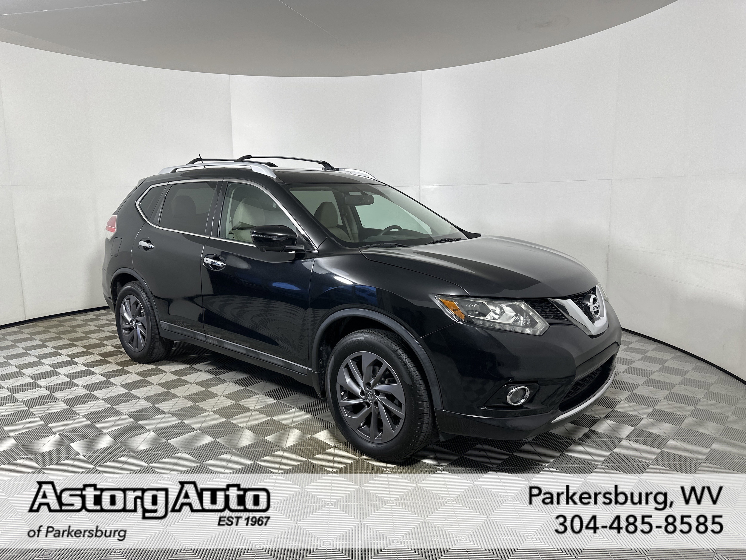 2016 Nissan Rogue SL's photo