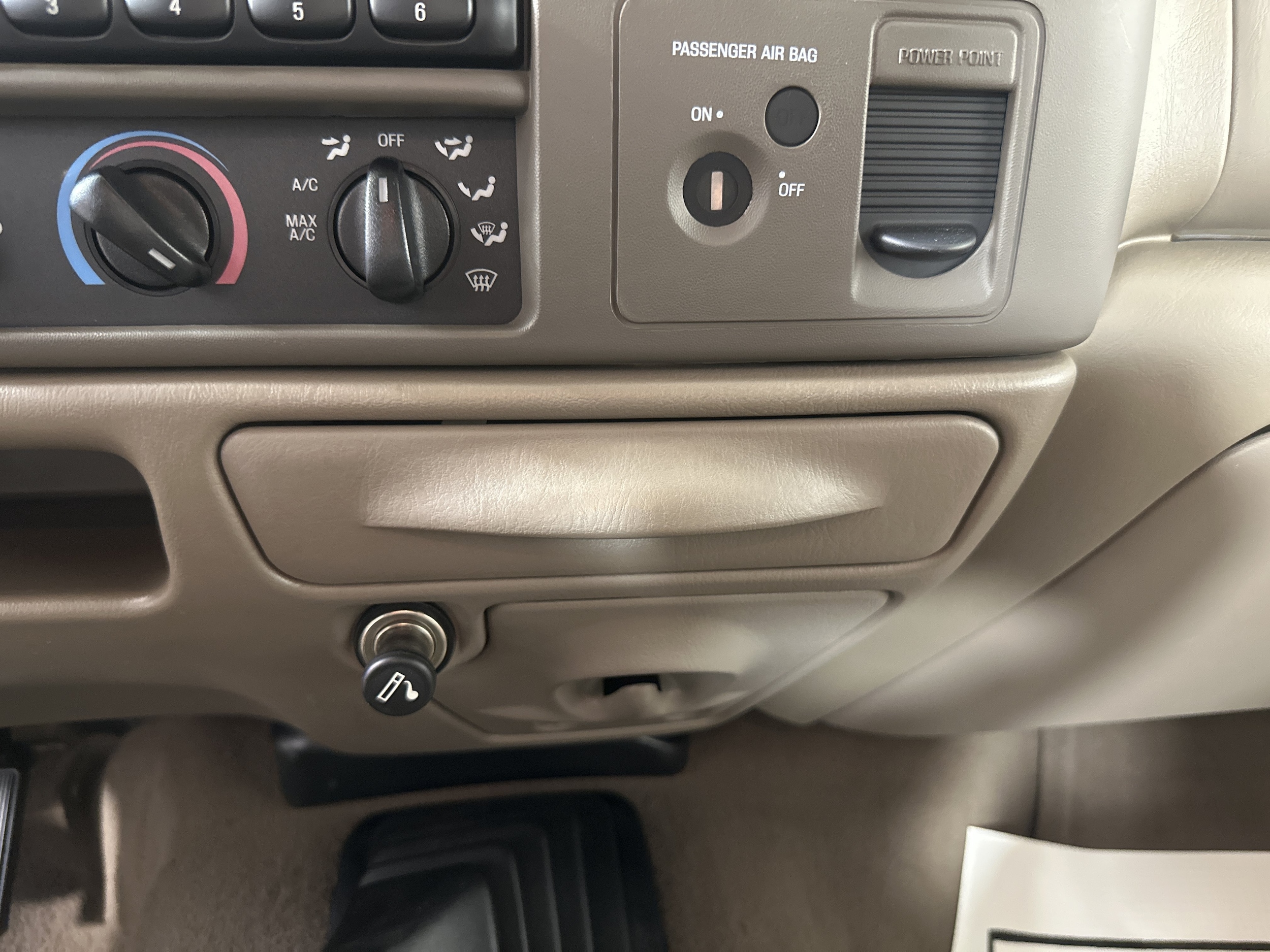2001 Ford F-350 Super Duty Lariat - Photo 18