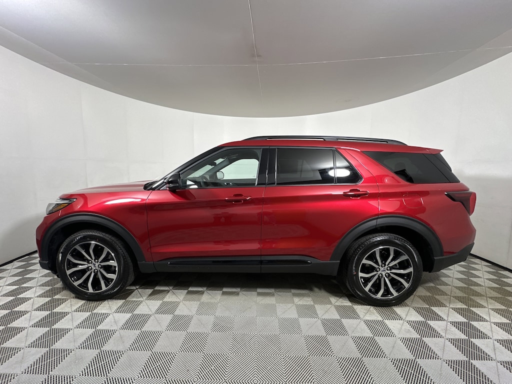 New 2026 Ford Explorer ST-Line SUV