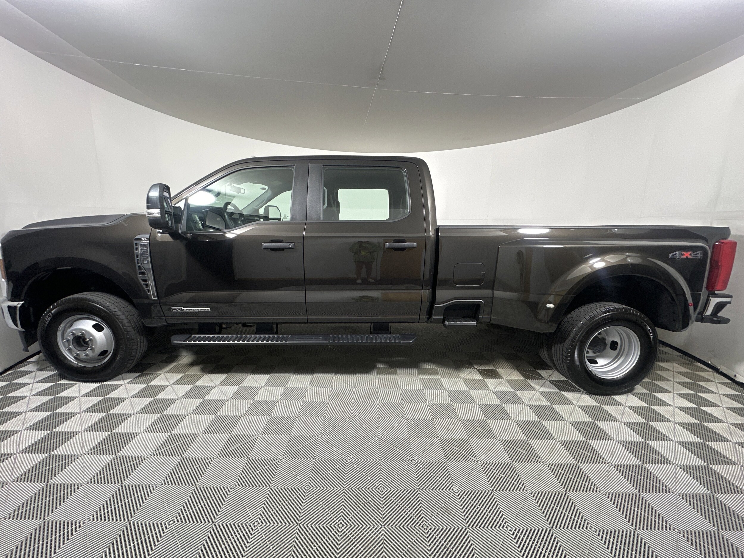 2024 Ford F-350 XL photo 4