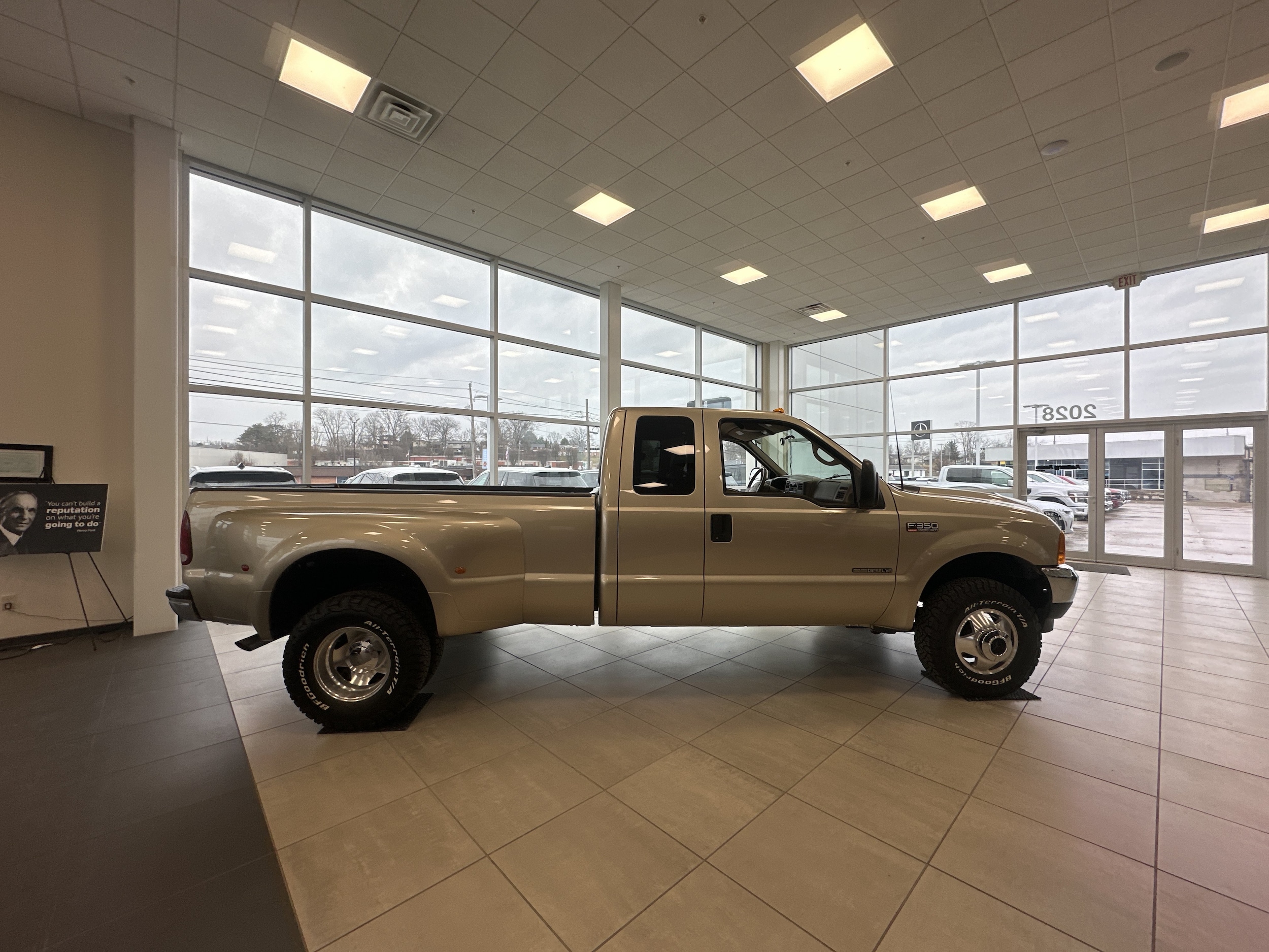 2001 Ford F-350 Super Duty Lariat - Photo 8