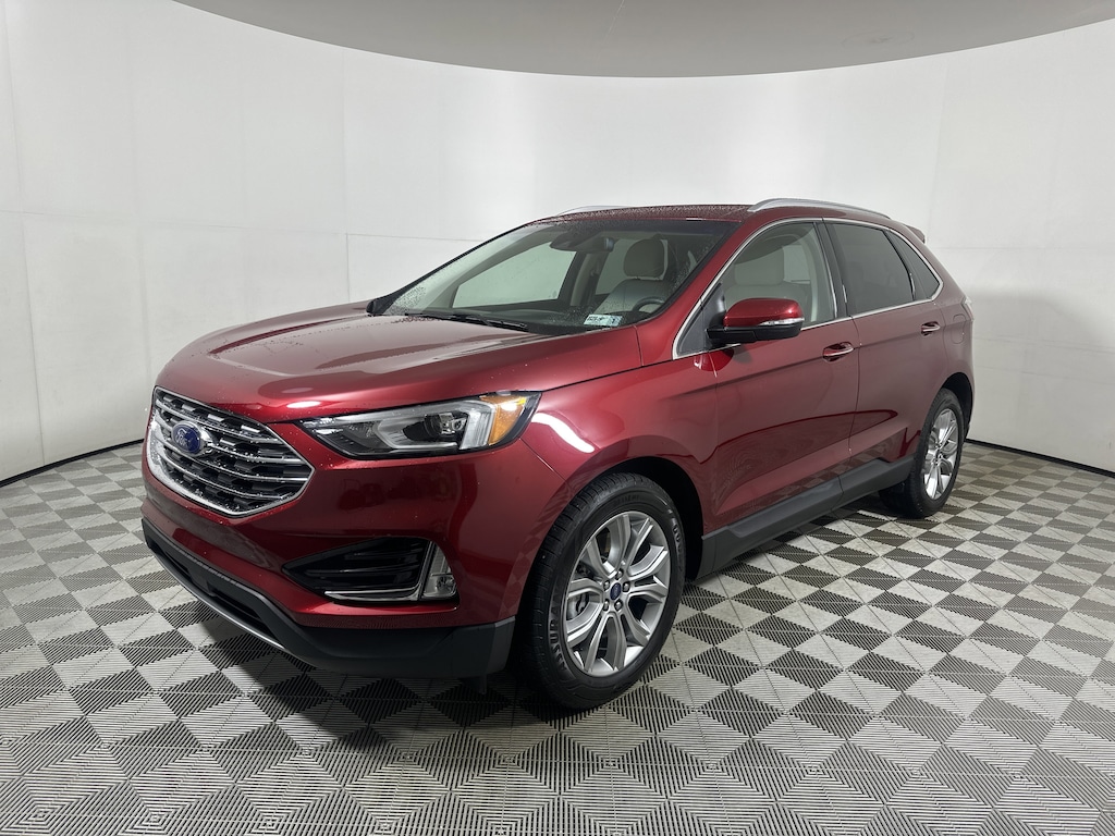 Used 2019 Ford Edge Titanium SUV