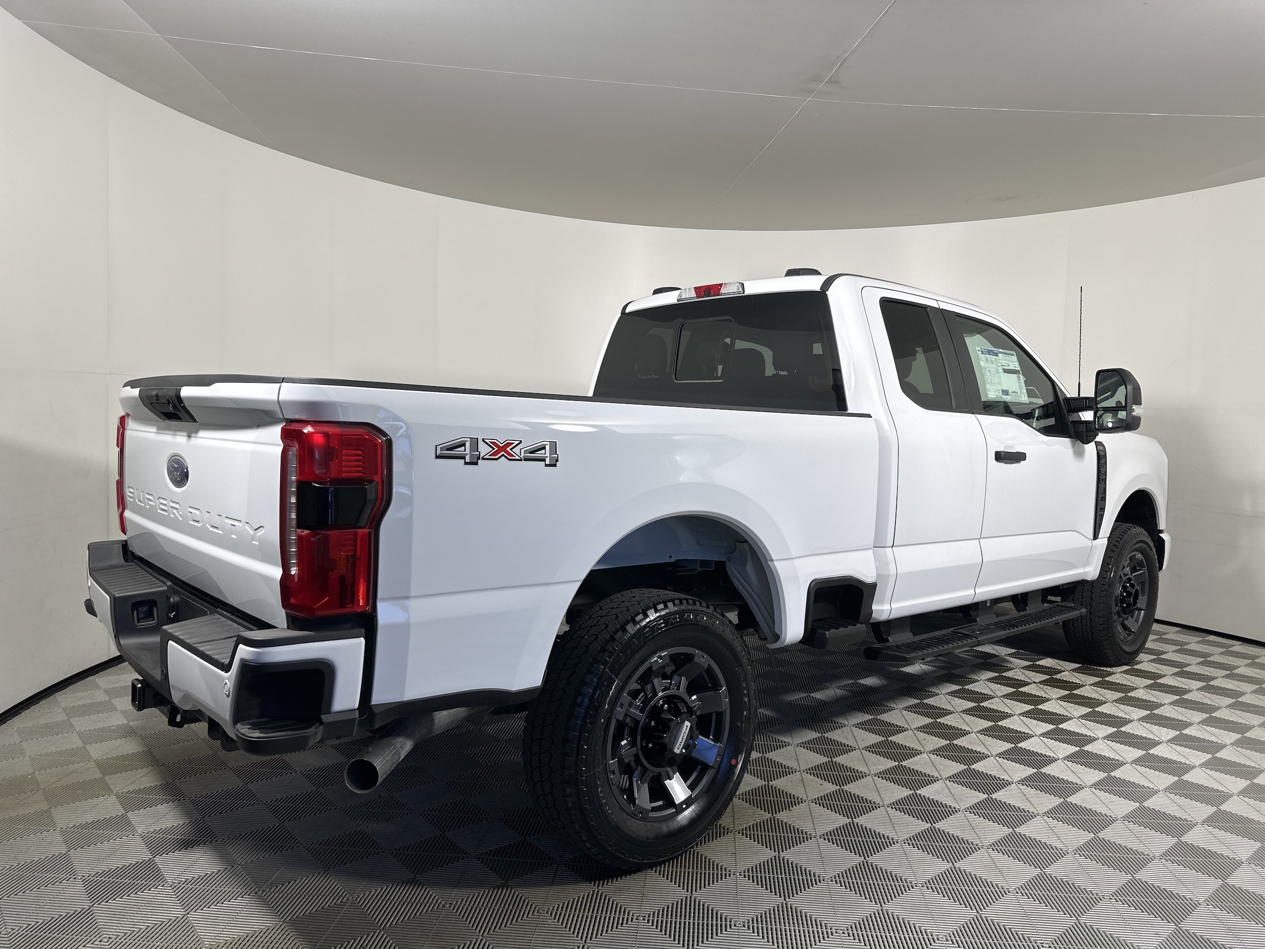 2026 Ford F-350 Super Duty XL - Photo 7
