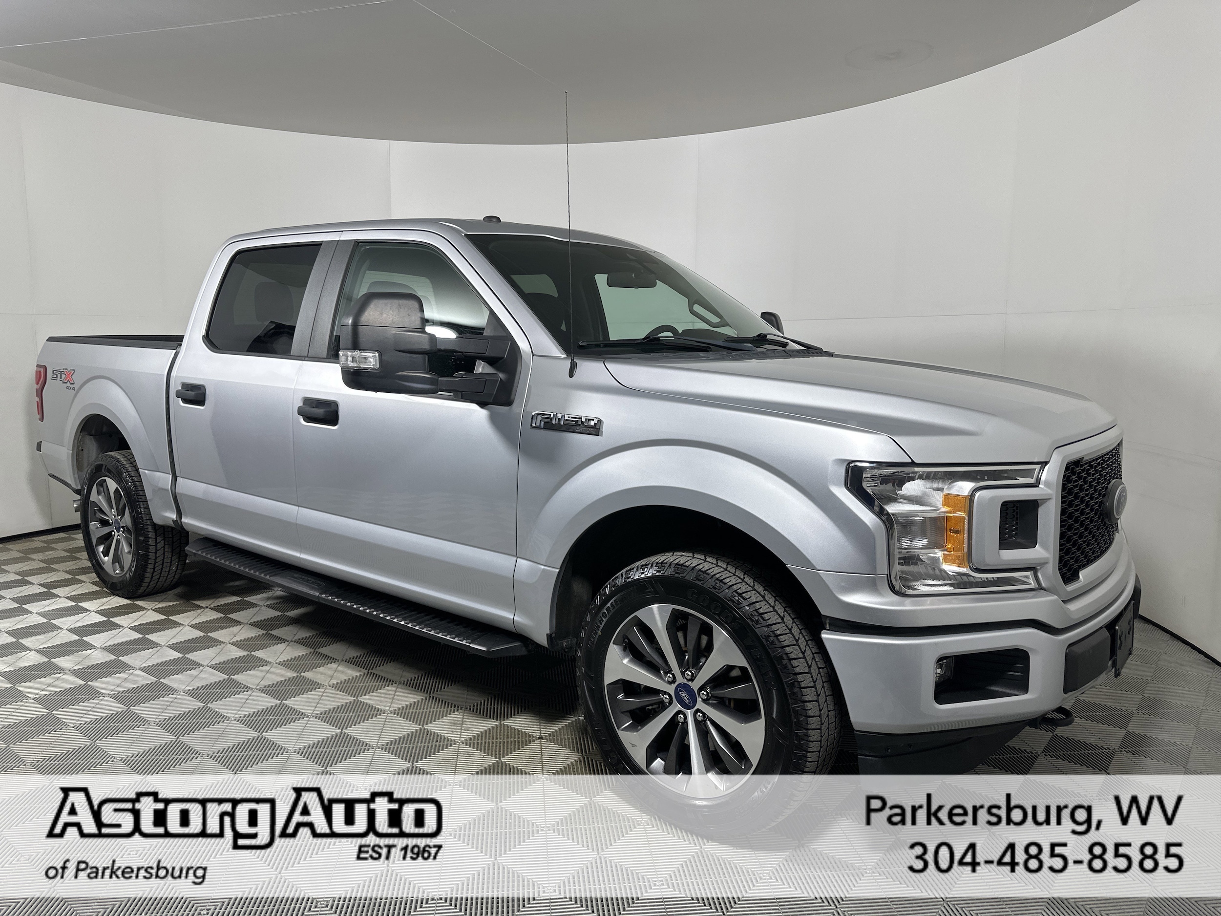 2019 Ford F-150 XL's photo