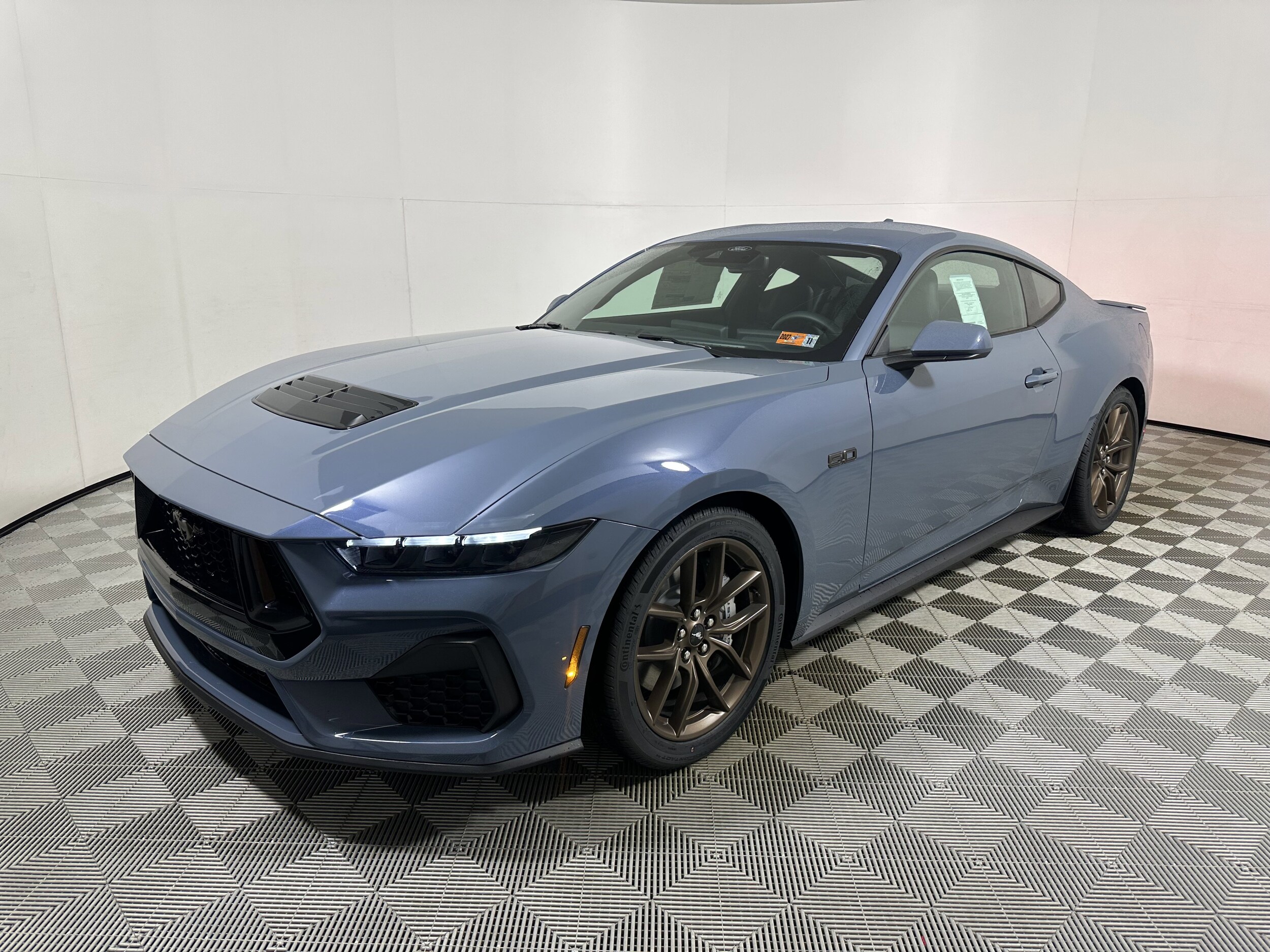 2026 Ford Mustang GT Premium photo 2