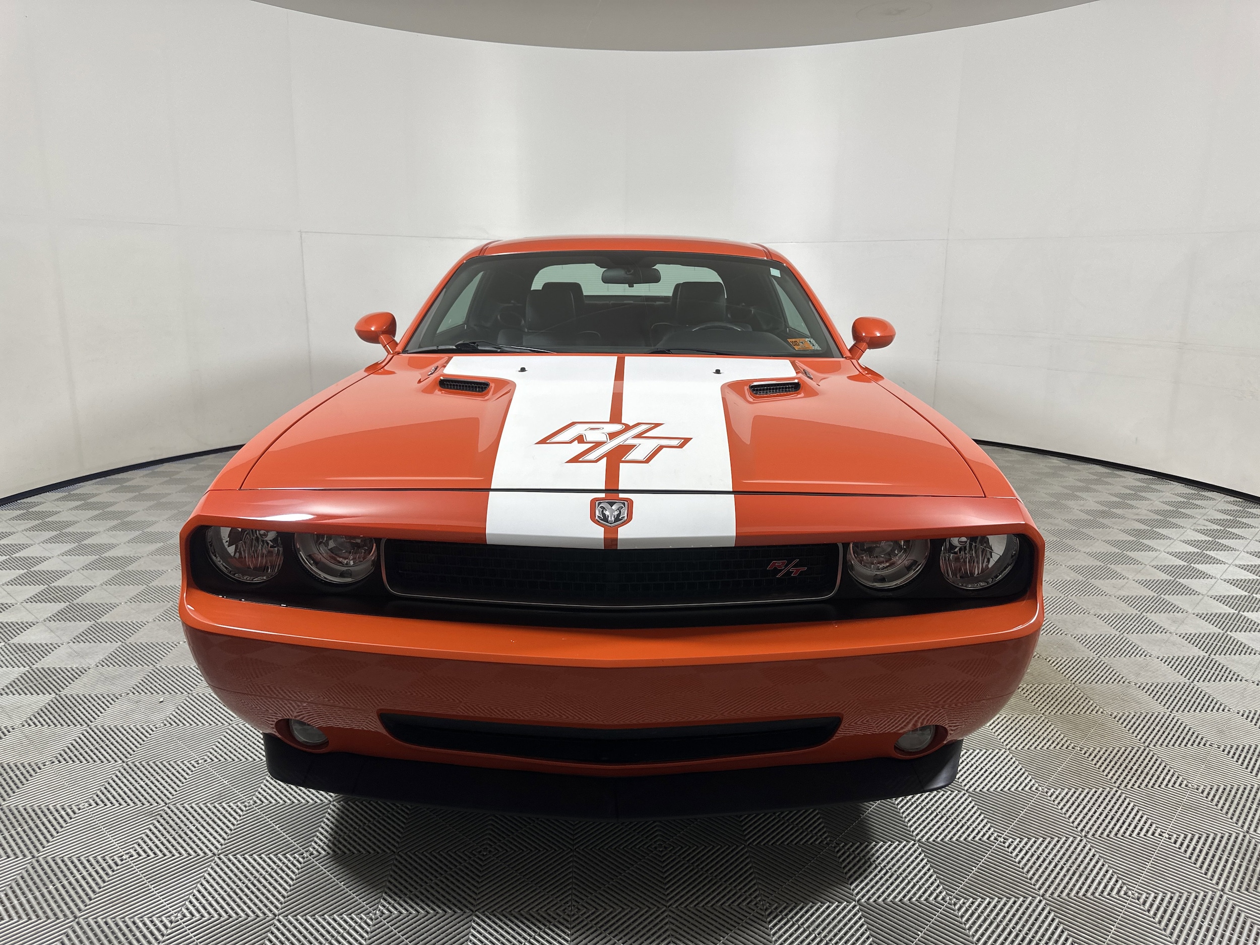Used 2010 Dodge Challenger R/T with VIN 2B3CJ5DT0AH260134 for sale in Parkersburg, WV