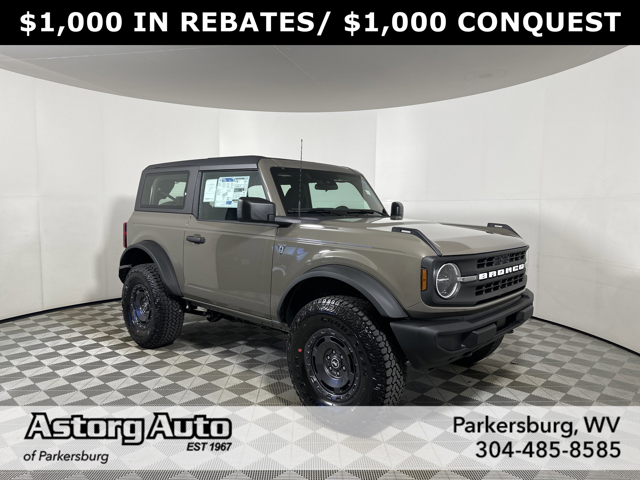 2025 Ford Bronco 2-Door Base's photo