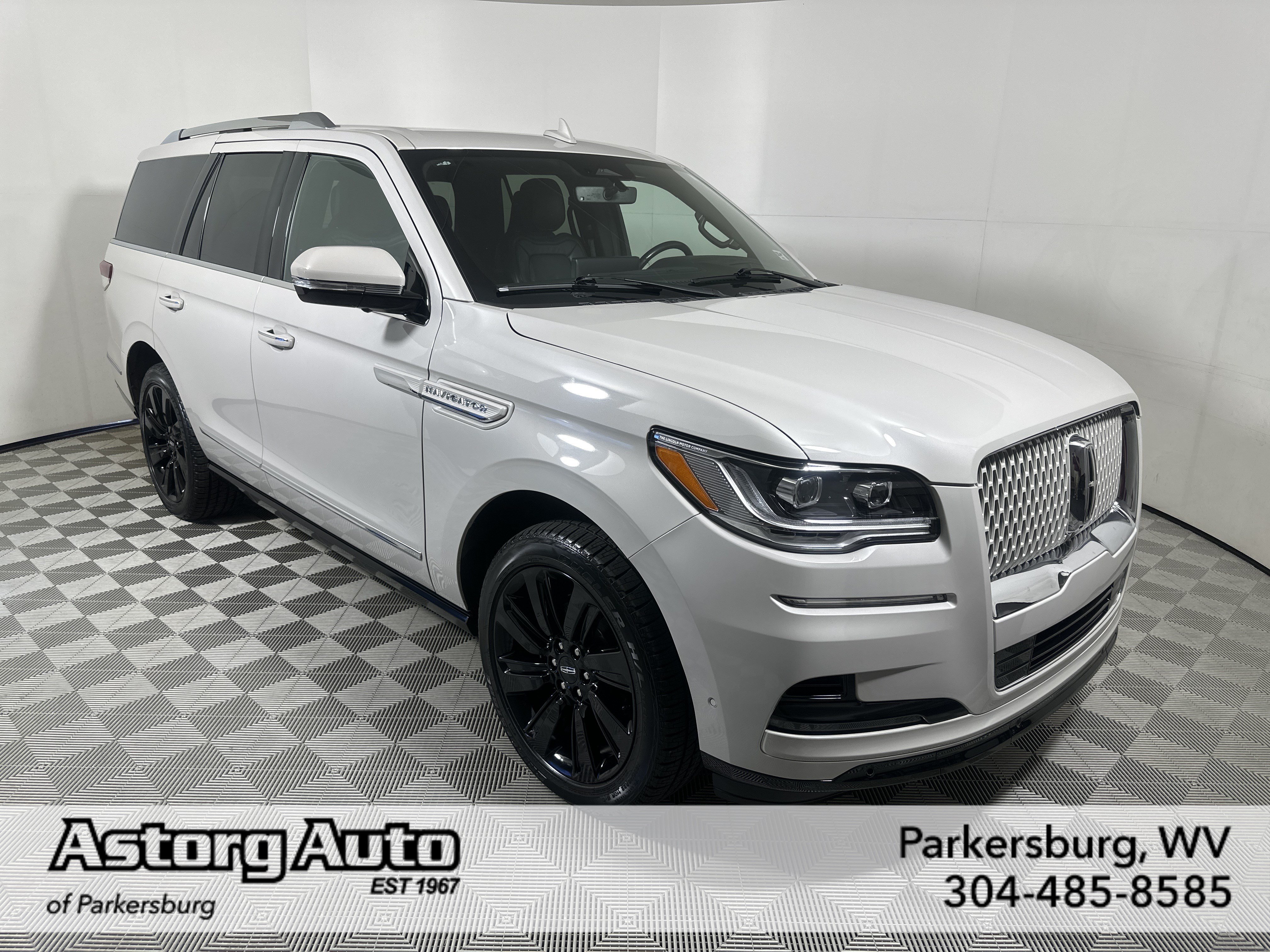 2023 Lincoln Navigator Reserve