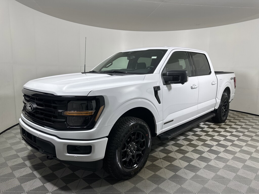 New 2025 Ford F-150 XLT Truck SuperCrew Cab