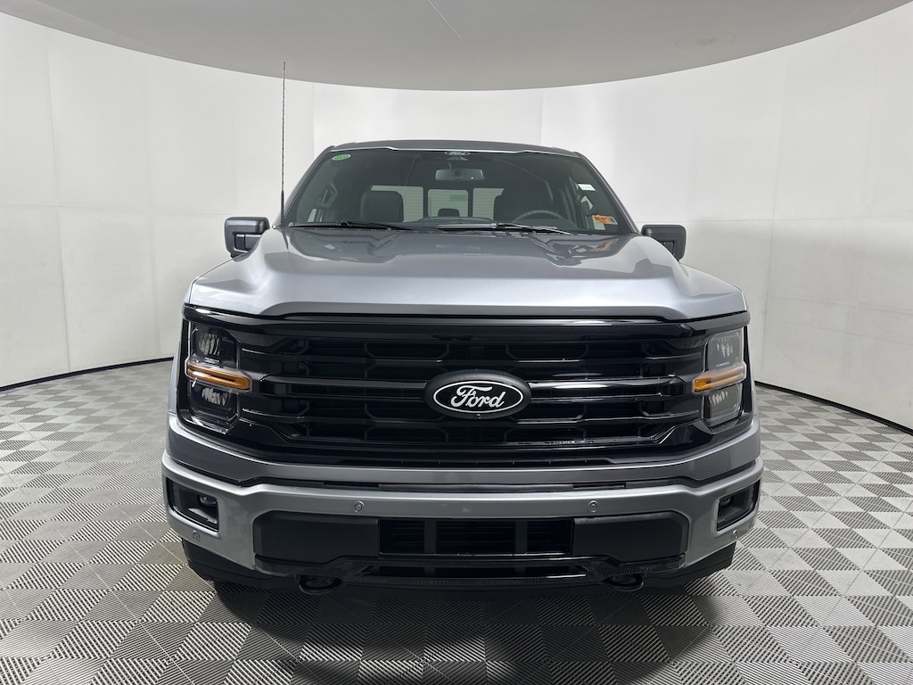 New 2025 Ford F-150 XLT Truck SuperCrew Cab