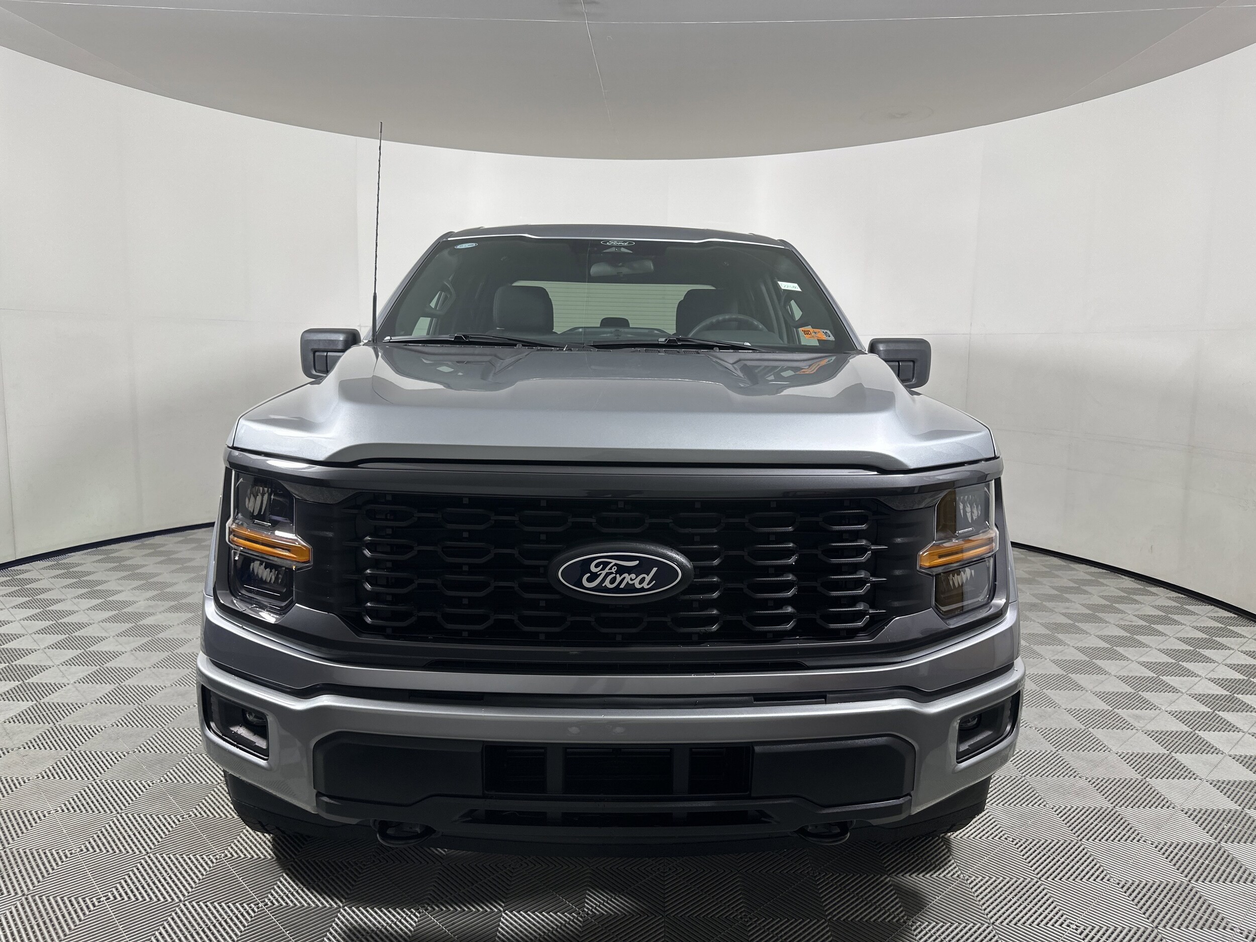 2025 Ford F-150 STX photo 2