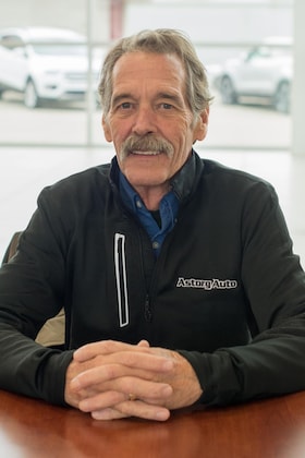 Staff member Bill Matthey from cbb2d6600438