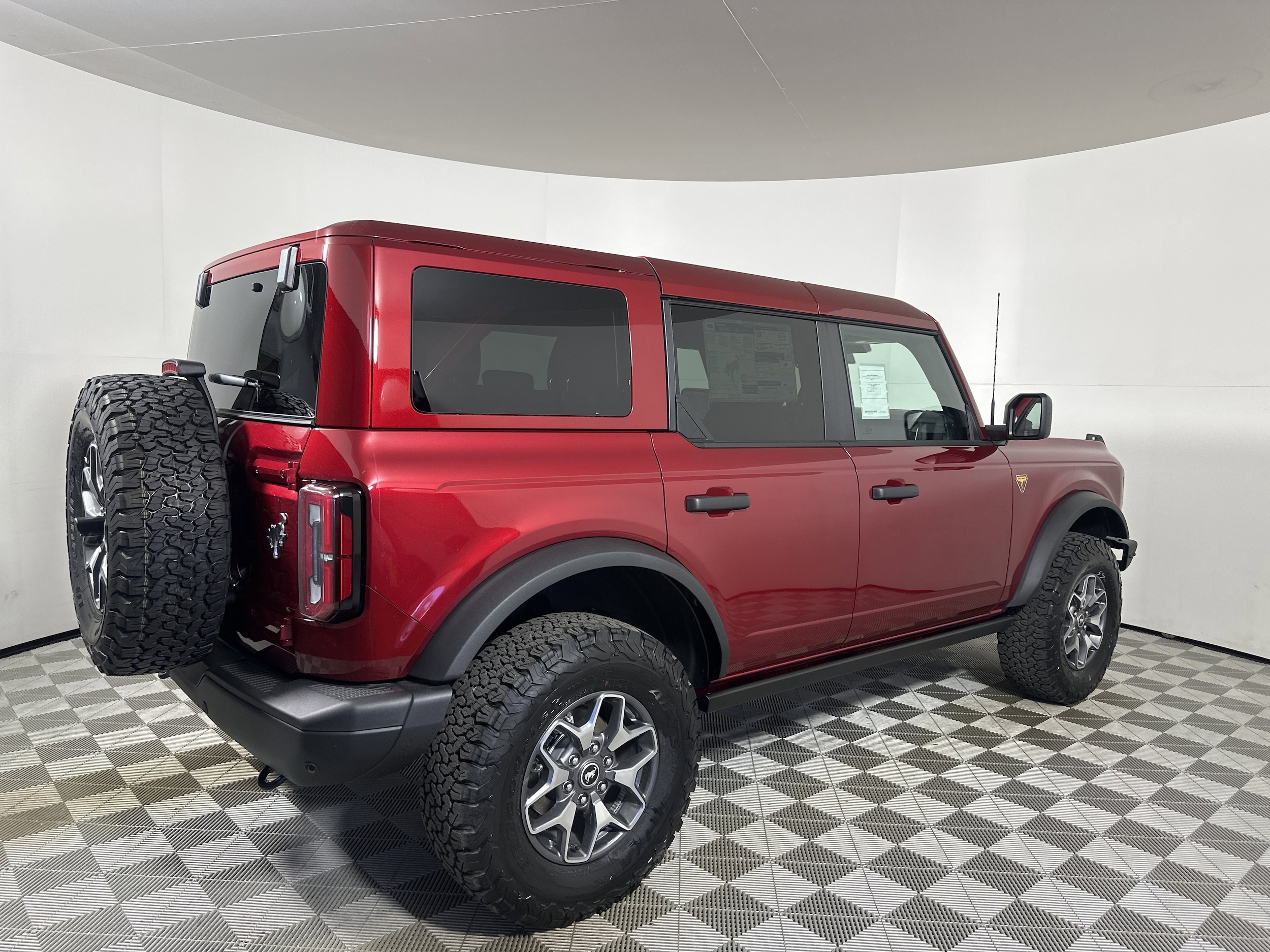 2025 Ford Bronco 4-Door Badlands - Photo 7
