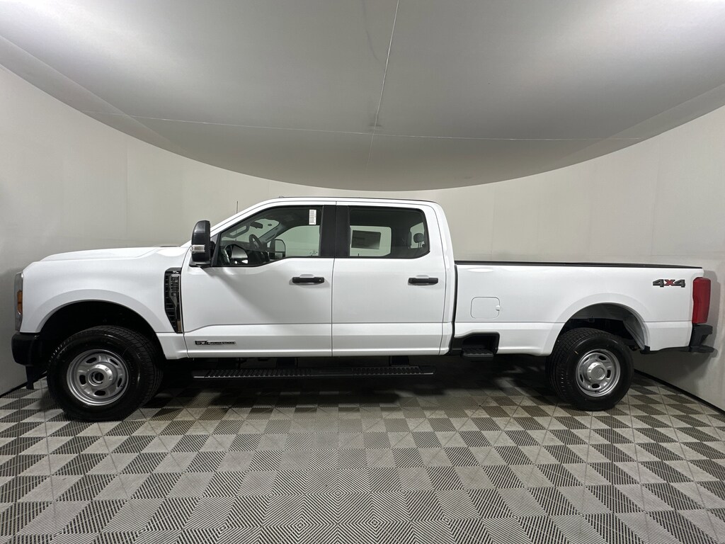 New 2026 Ford F-250 Truck Crew Cab
