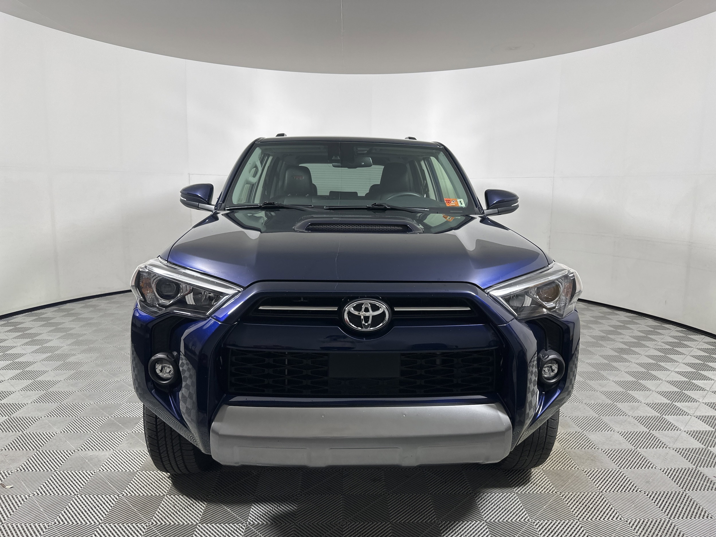 Used 2022 Toyota 4Runner TRD Off-Road Premium with VIN JTERU5JR2N6014794 for sale in Parkersburg, WV