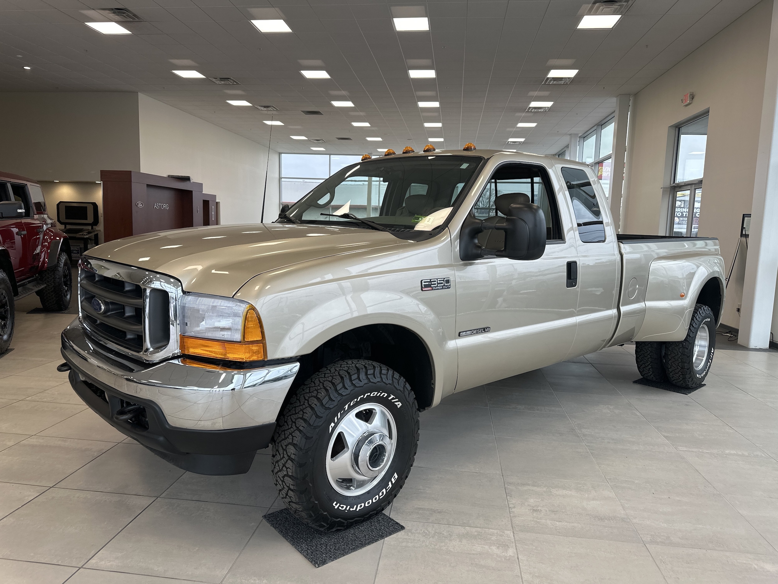 2001 Ford F-350 Super Duty Lariat - Photo 3