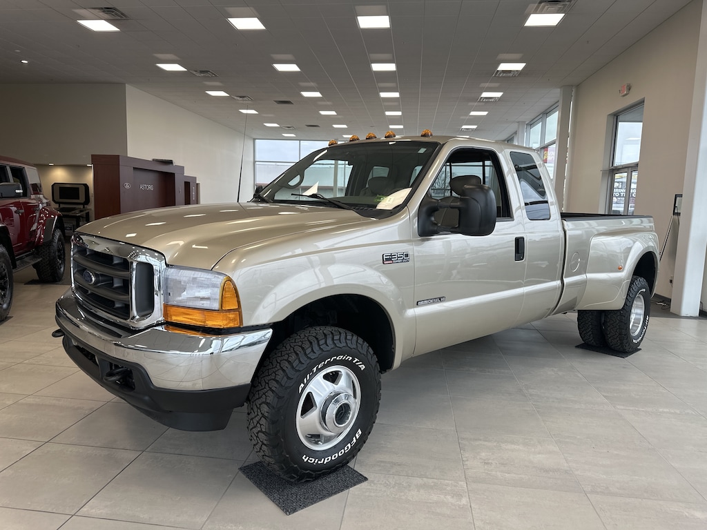 Used 2001 Ford F-350 Truck Super Cab