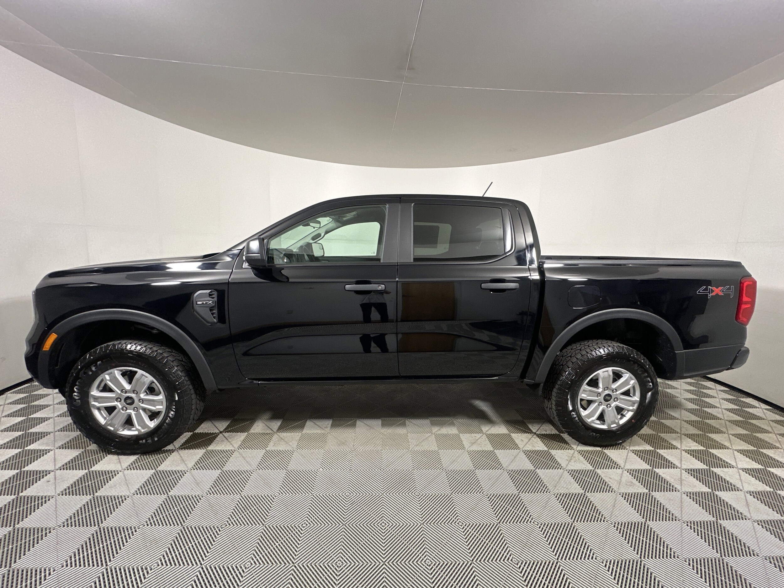 2025 Ford Ranger XL photo 3