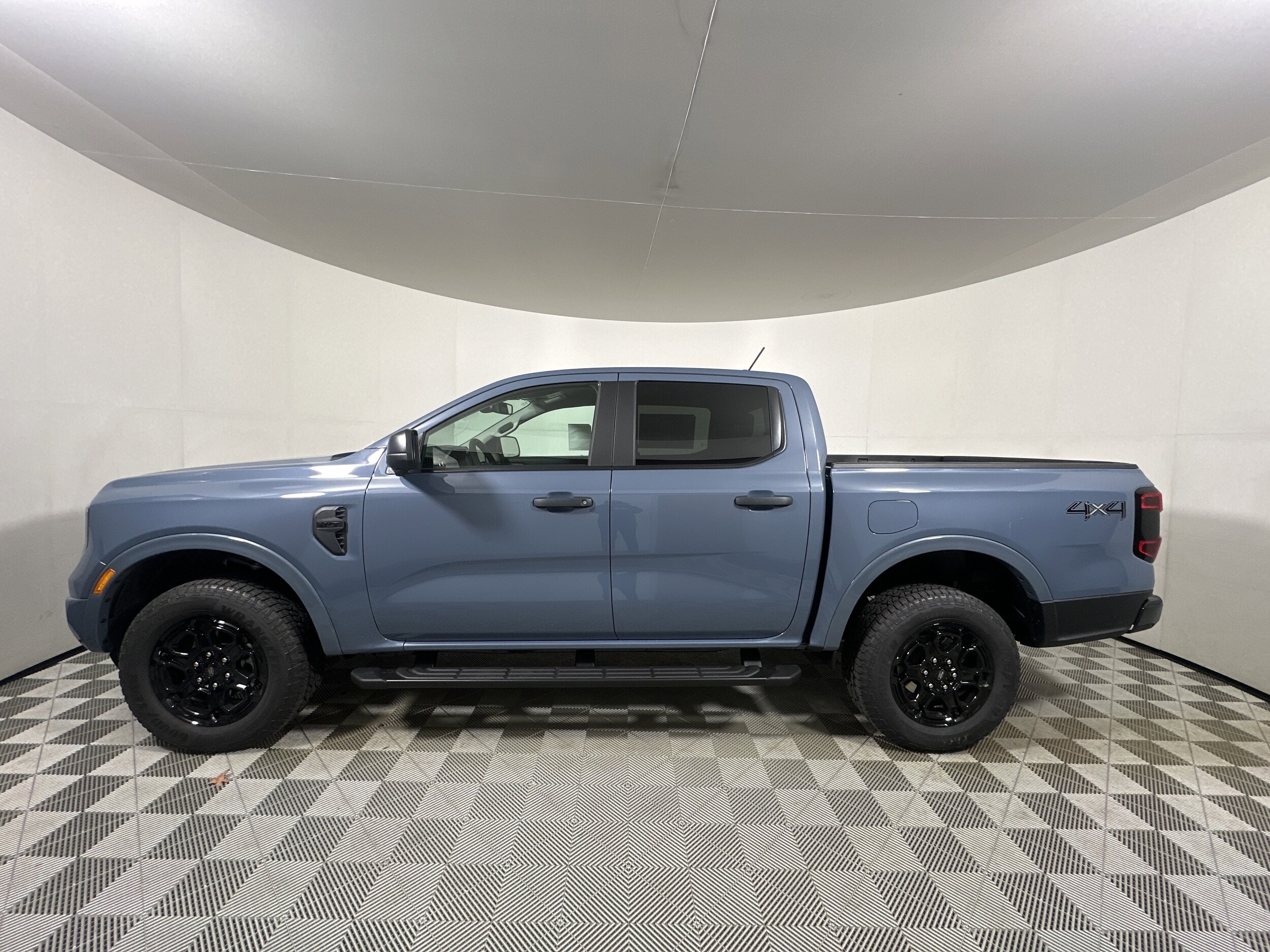 2025 Ford Ranger XLT photo 3