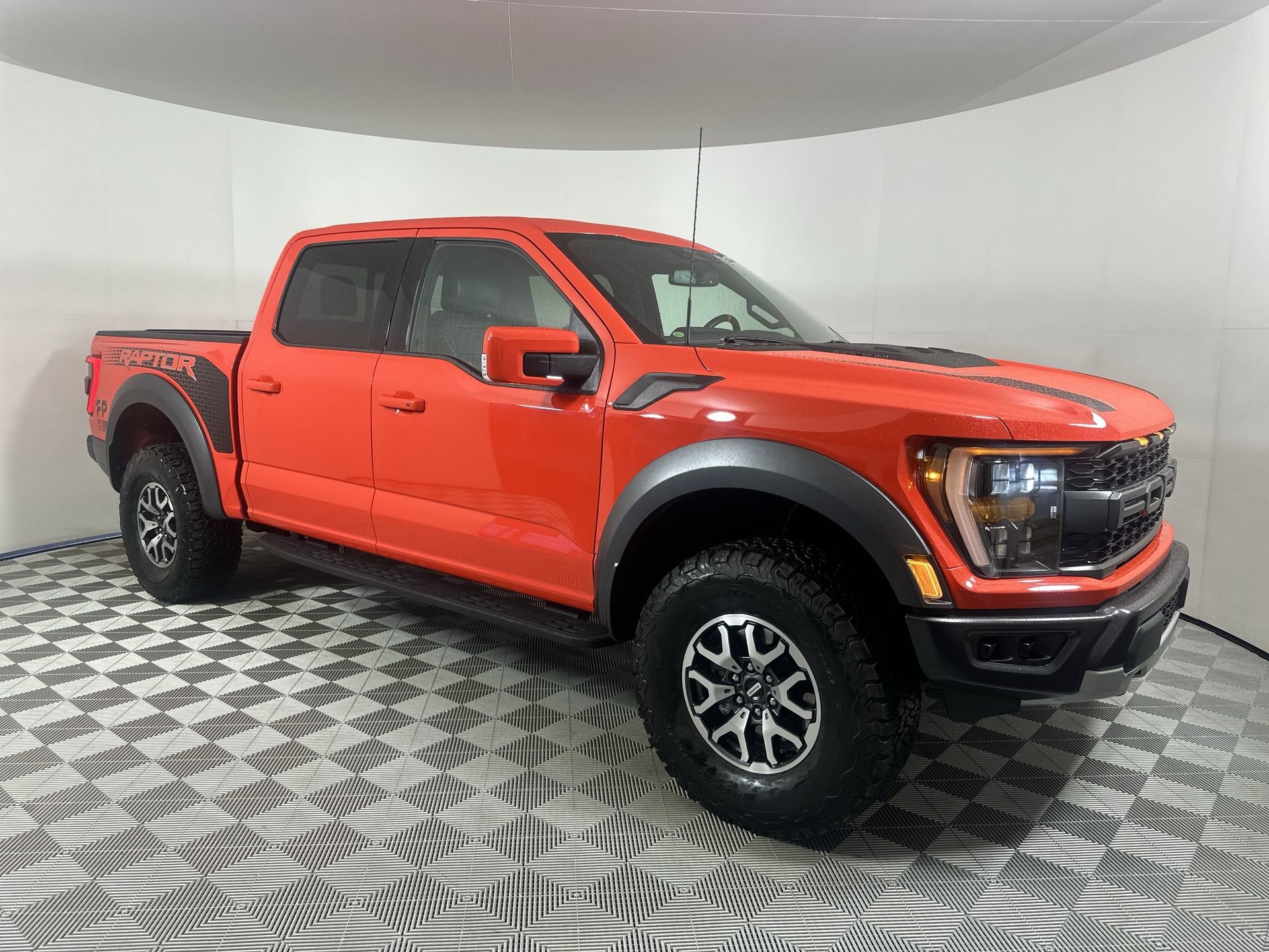 Used 2022 Ford F-150 Raptor with VIN 1FTFW1RG2NFB85185 for sale in Parkersburg, WV