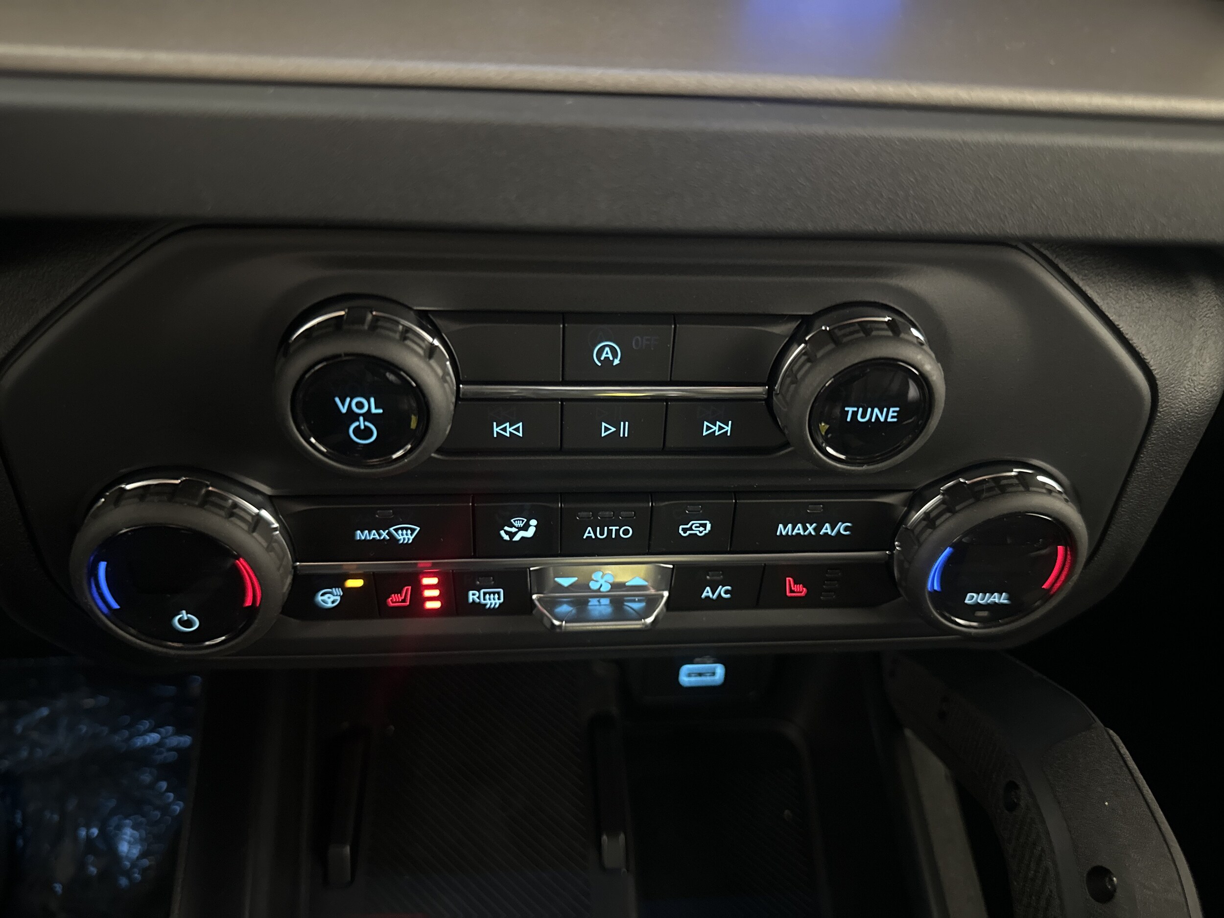 2025 Ford Bronco 4-Door Outer Banks - Photo 19