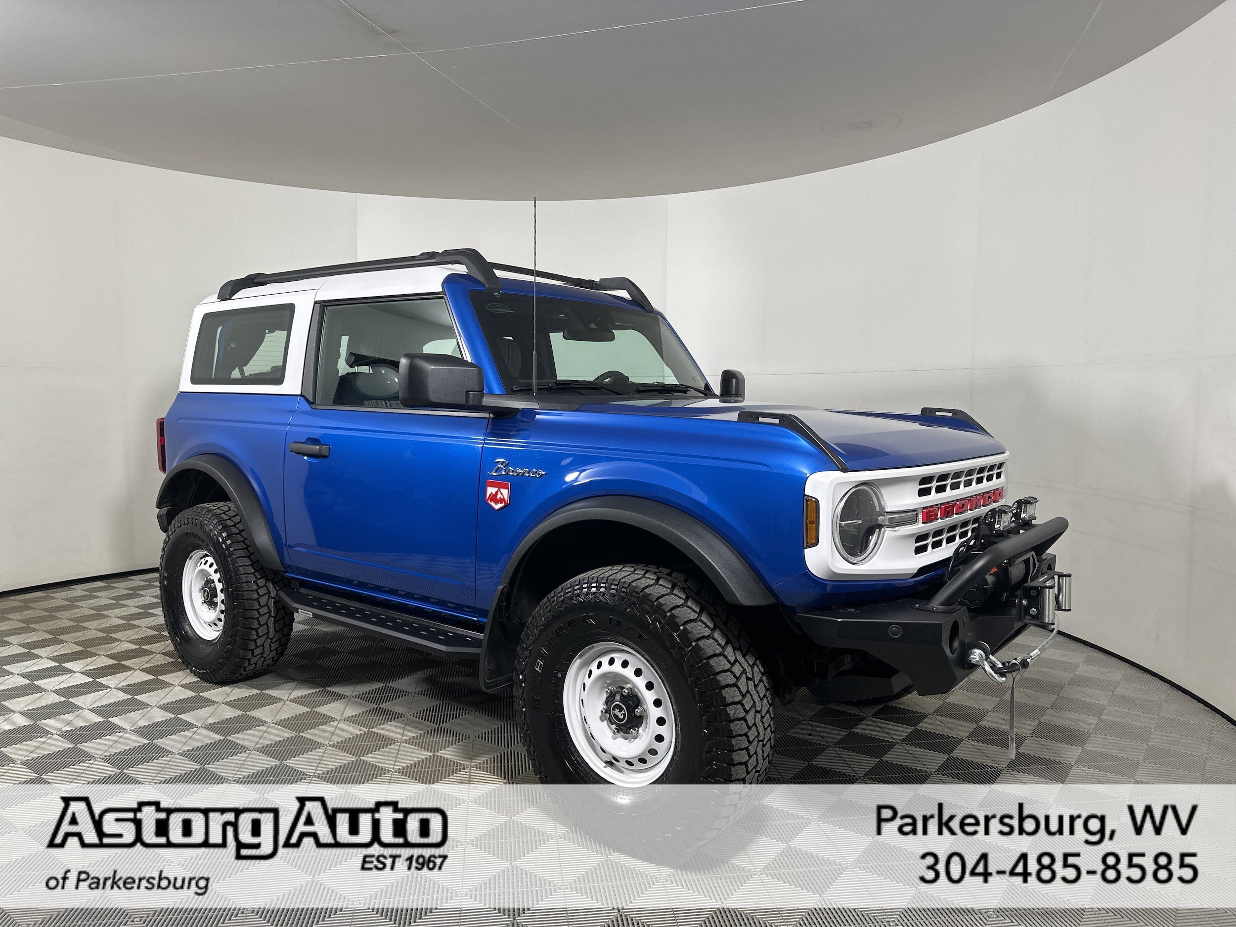 2021 Ford Bronco 2-Door Base's photo