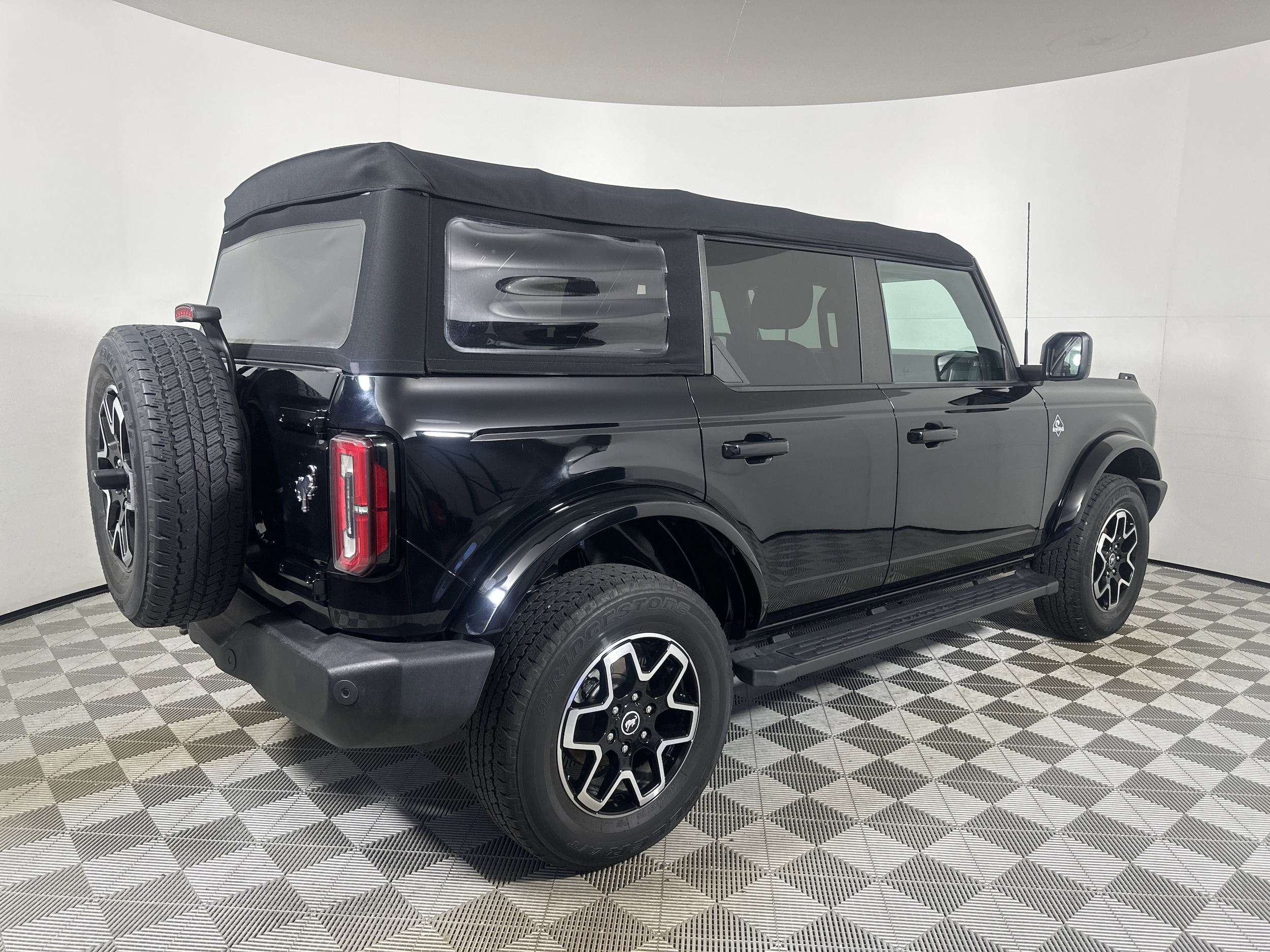 2022 Ford Bronco 4-Door Outer Banks - Photo 7