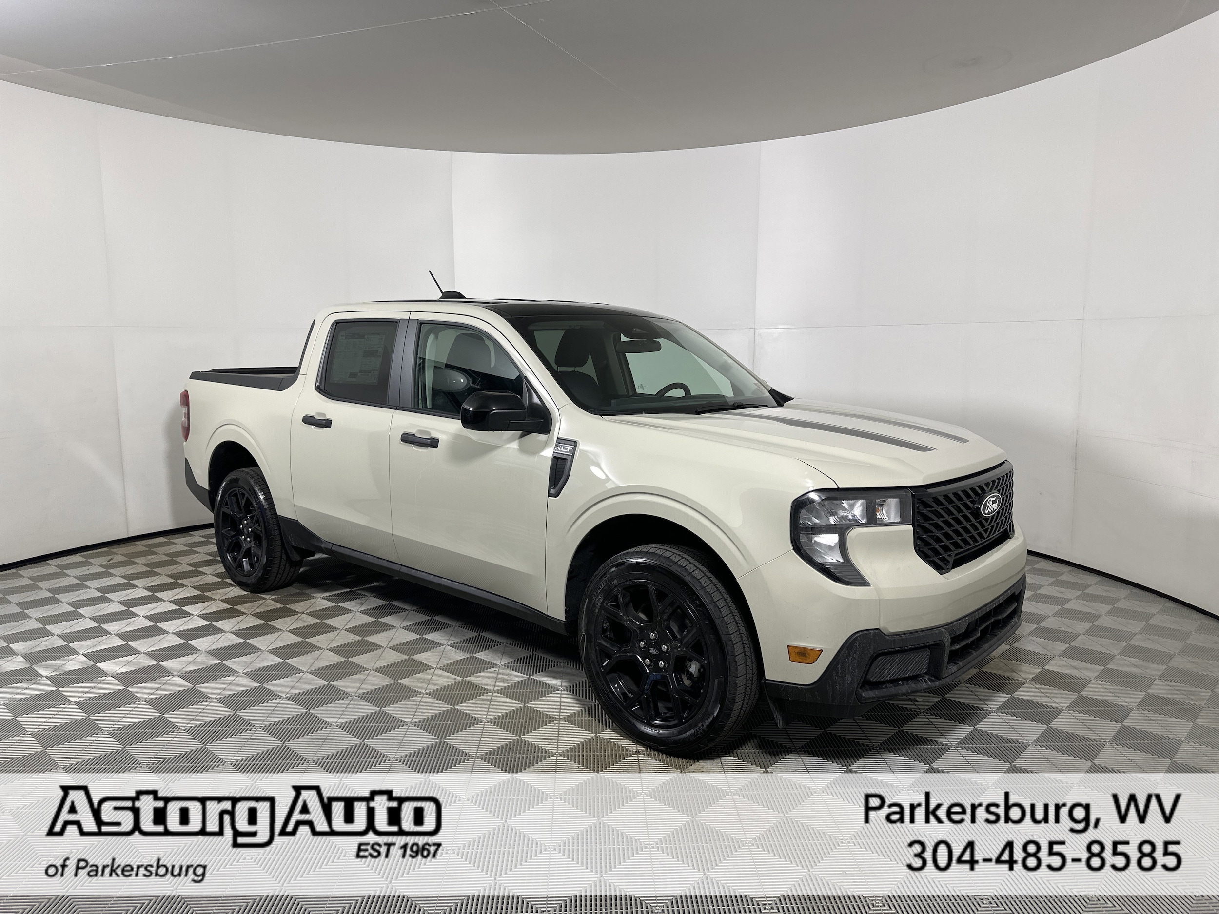 2025 Ford Maverick XLT's photo