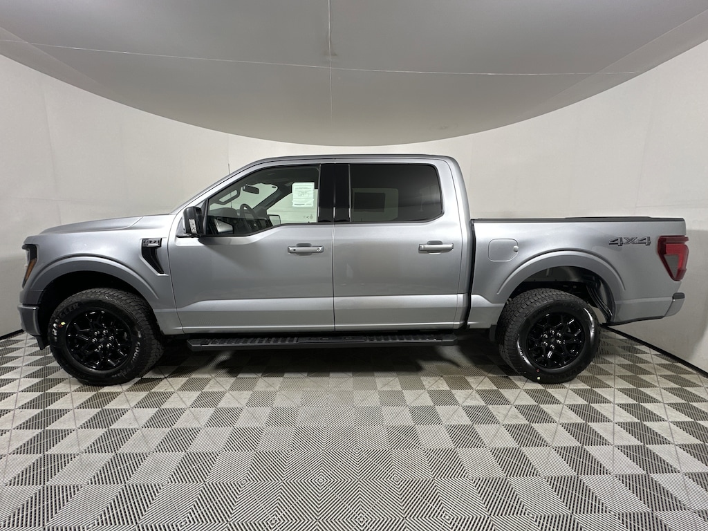New 2025 Ford F-150 XLT Truck SuperCrew Cab