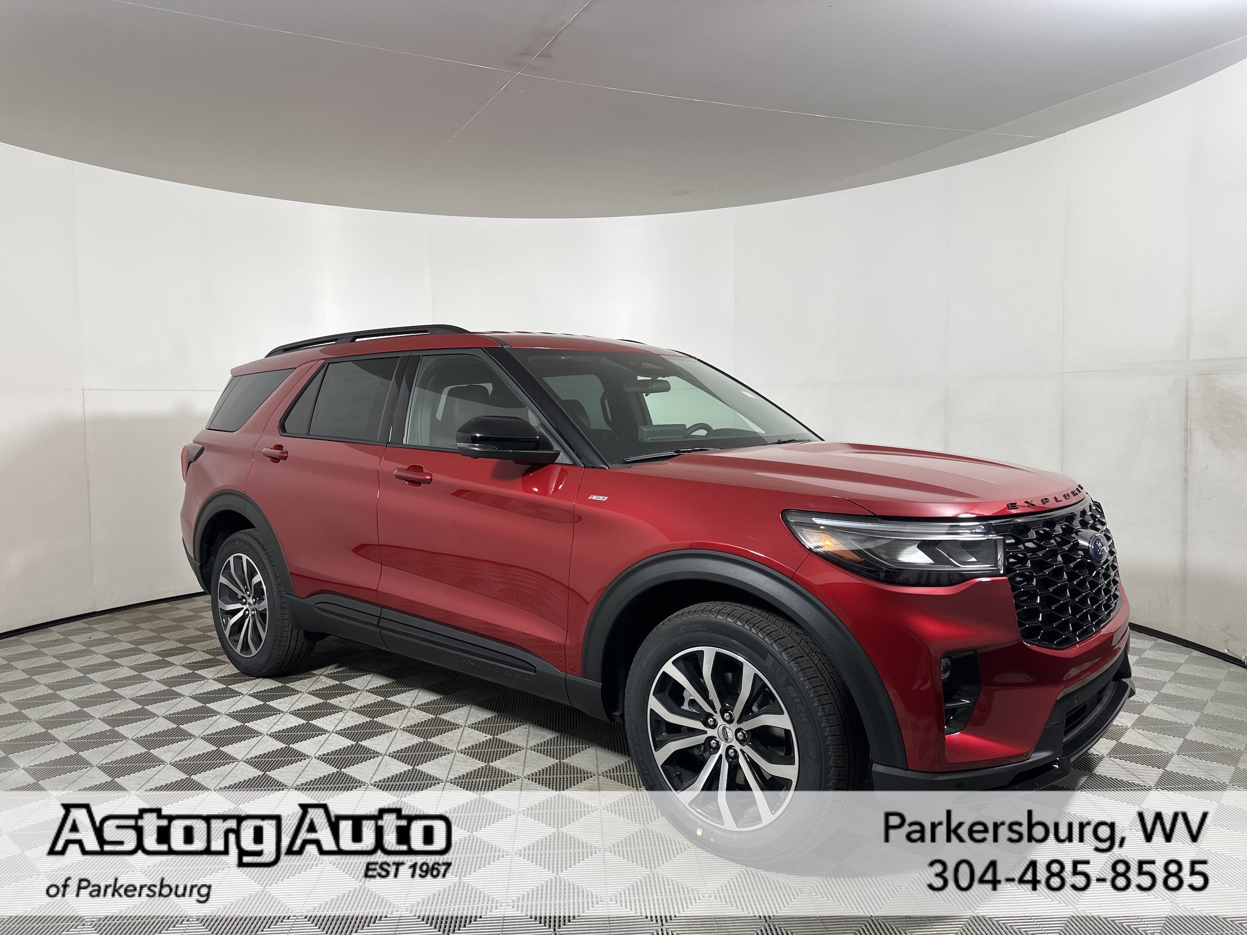 2026 Ford Explorer ST-LINE's photo