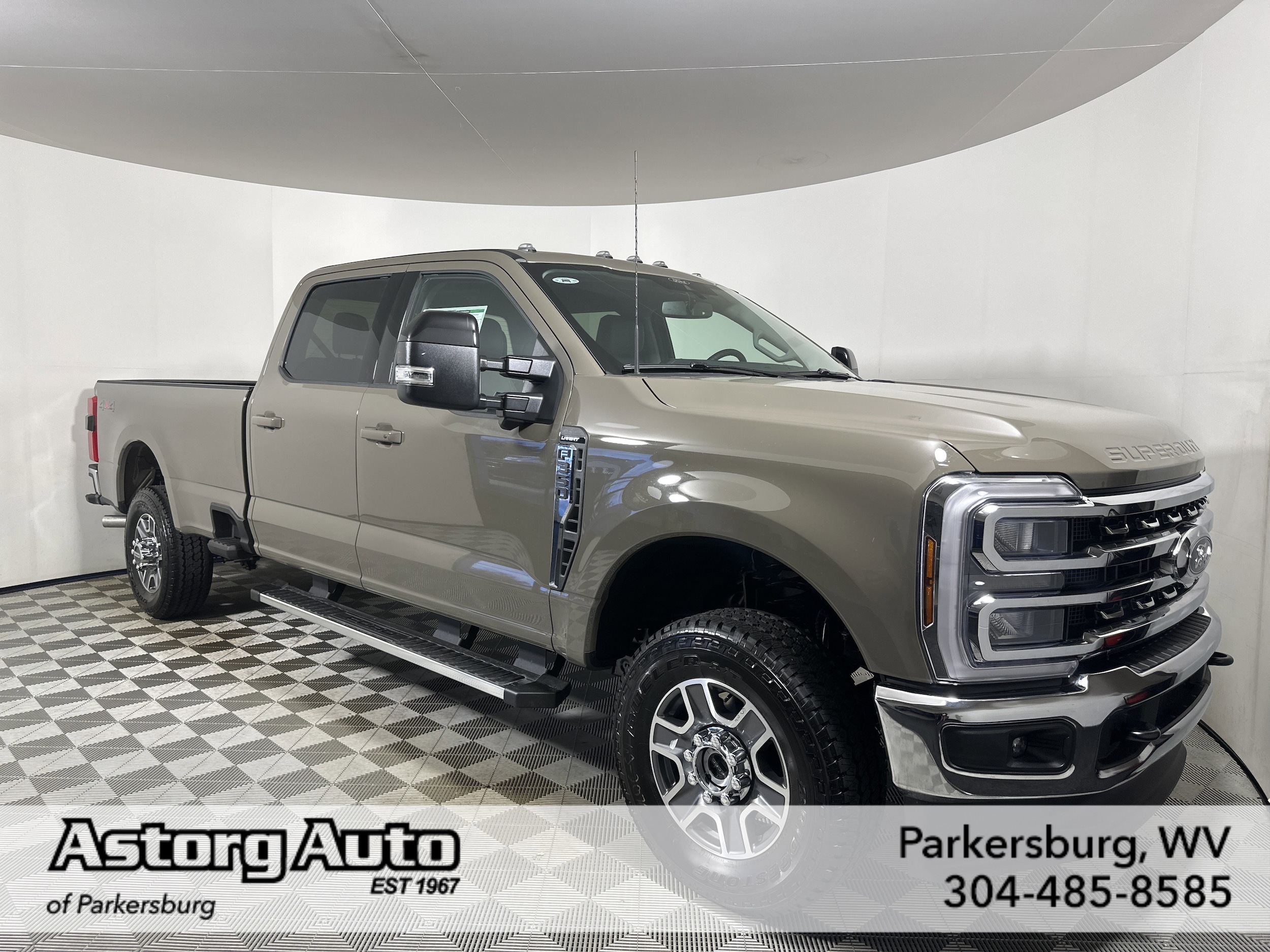 2026 Ford F-350 Super Duty Lariat's photo