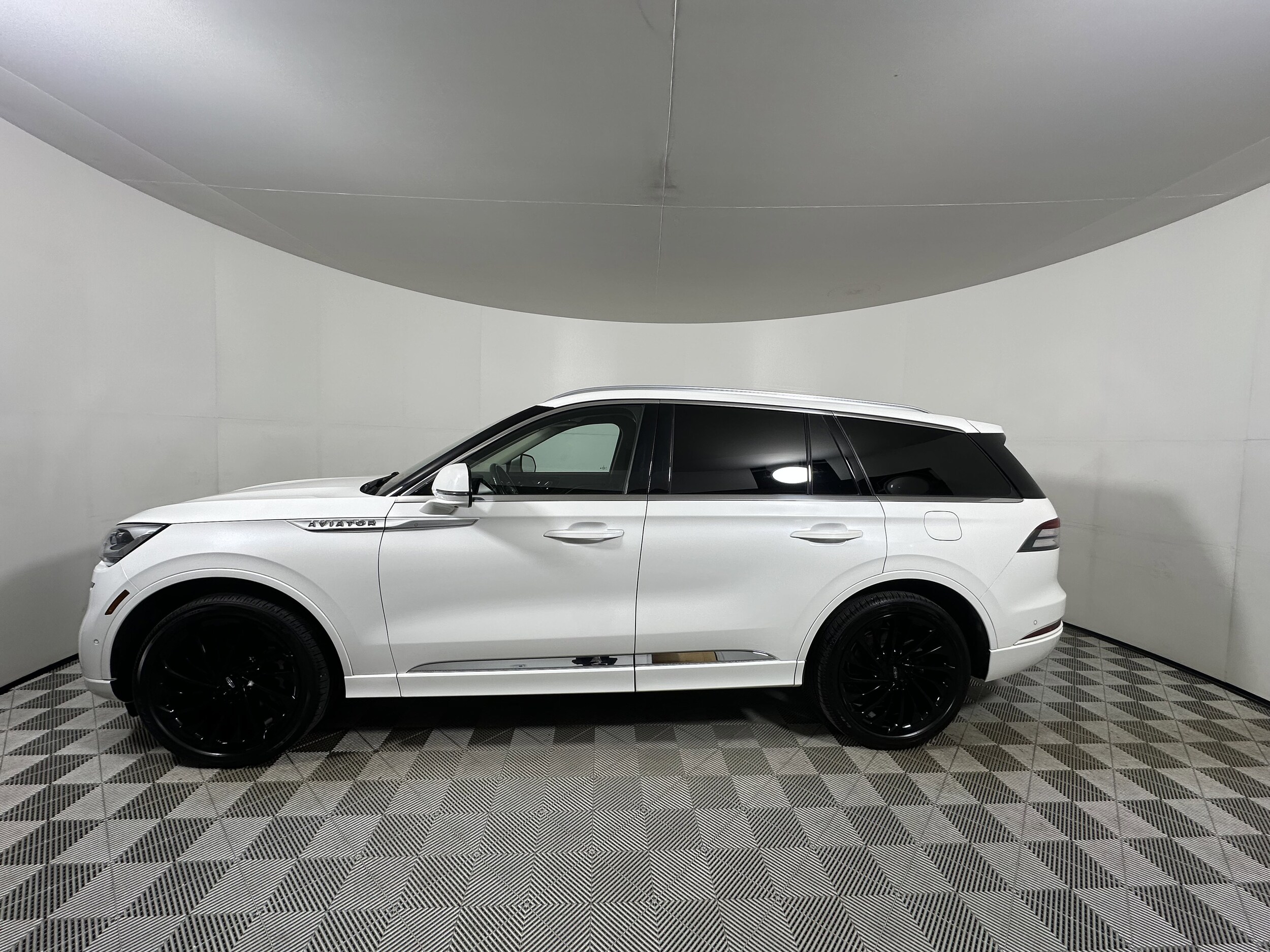 2022 Lincoln Aviator Reserve photo 4