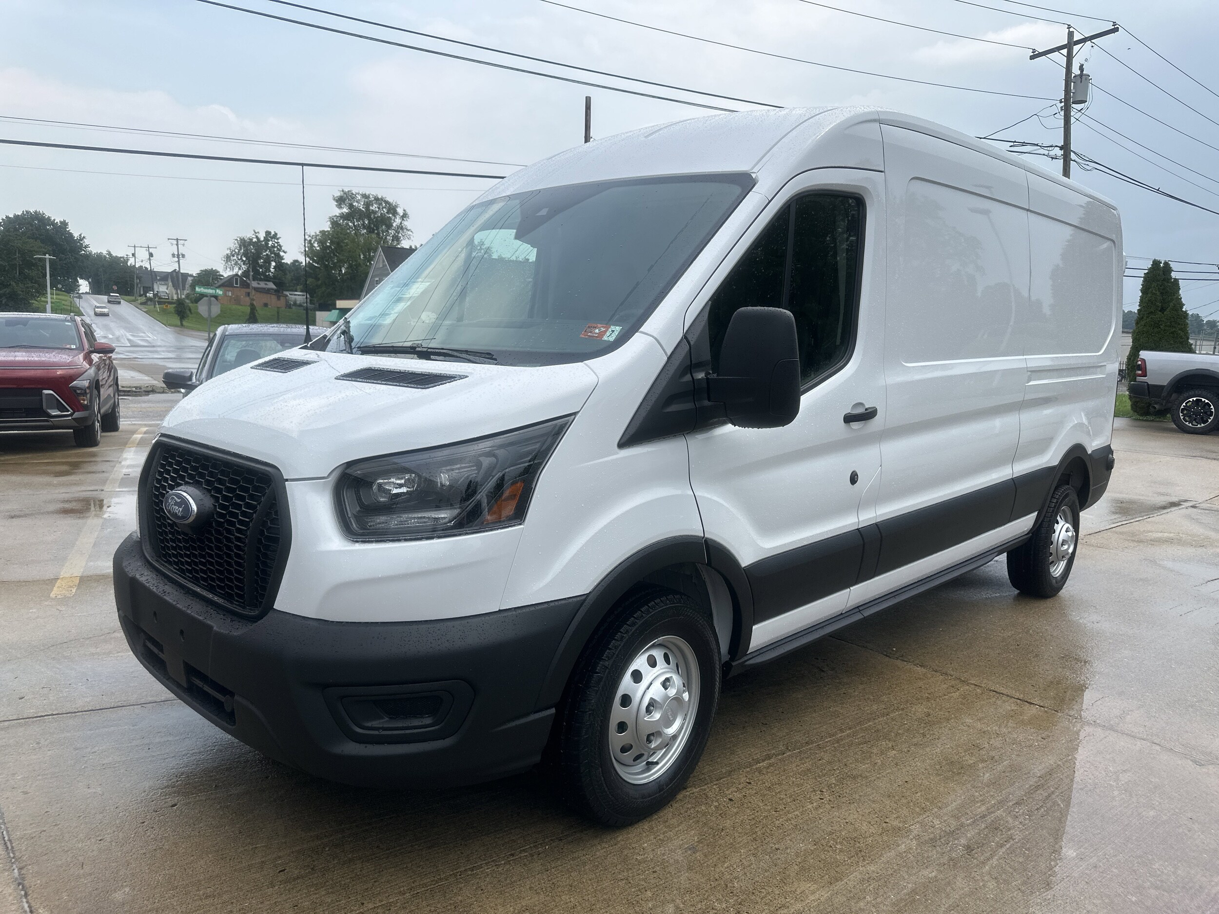 2025 Ford Transit photo 3